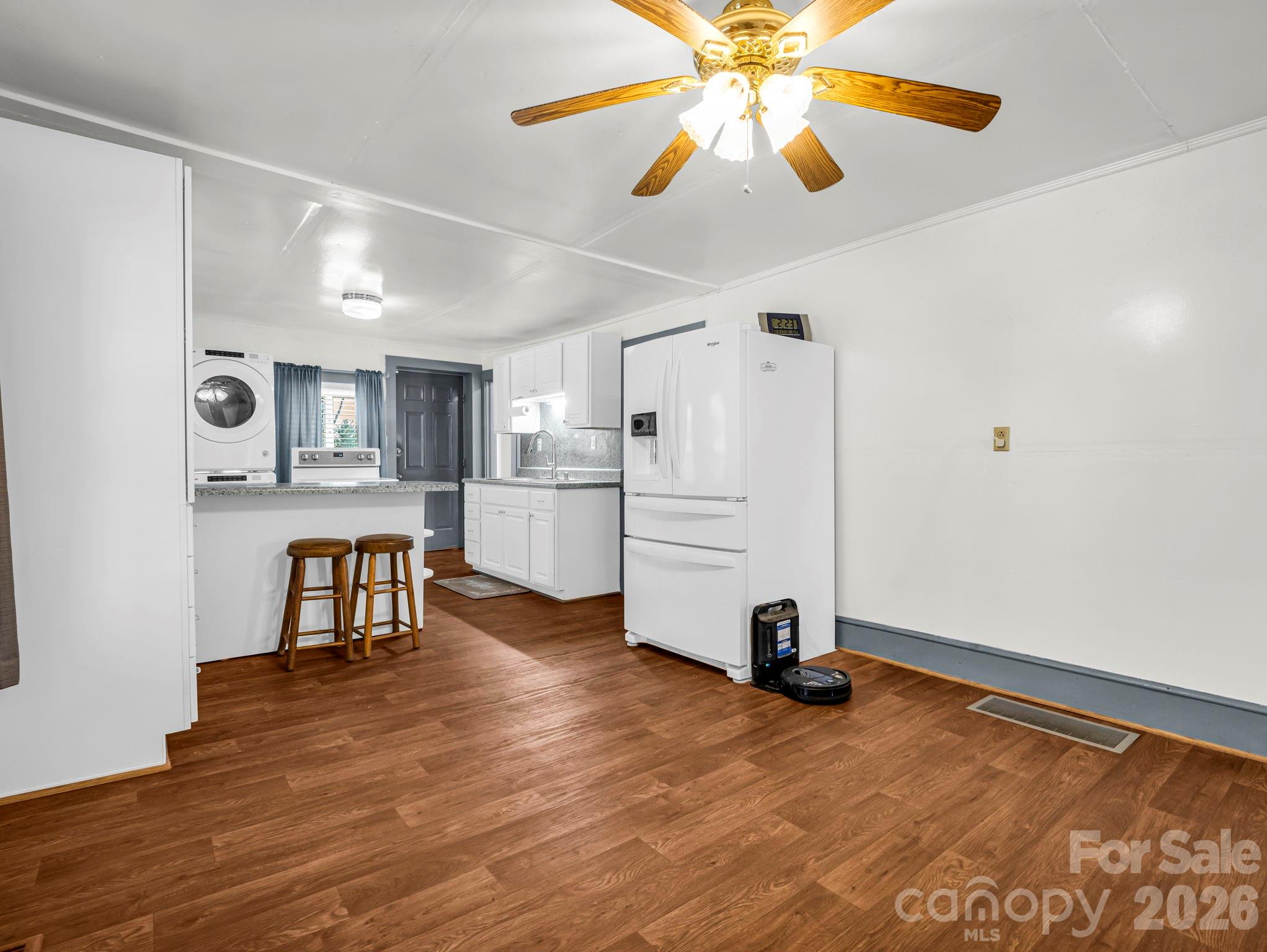620 Smith Waldrop Road — Columbus