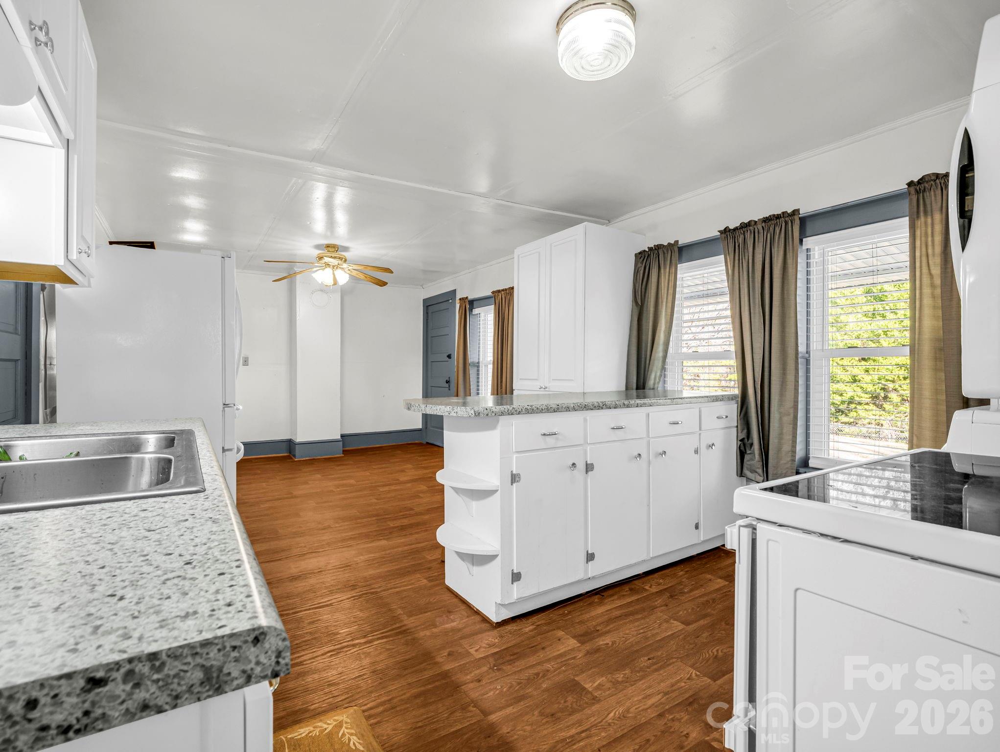 620 Smith Waldrop Road — Columbus
