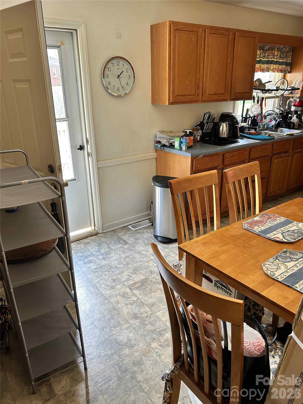 2404 Larkspur Drive — Greensboro