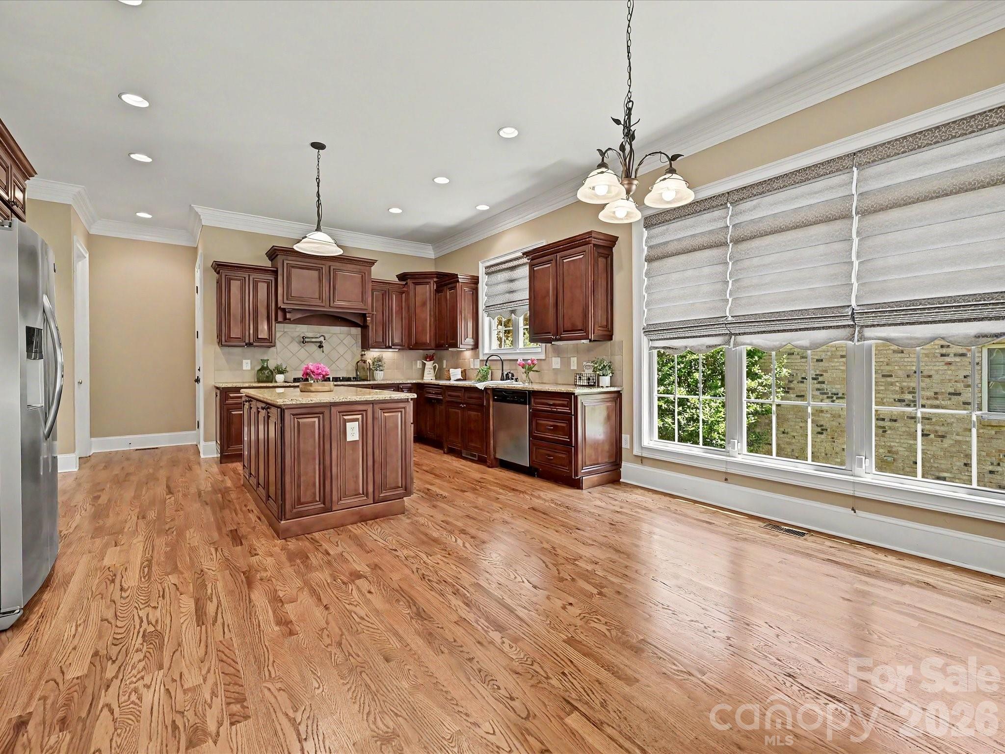 275 Palm Cove Way — York