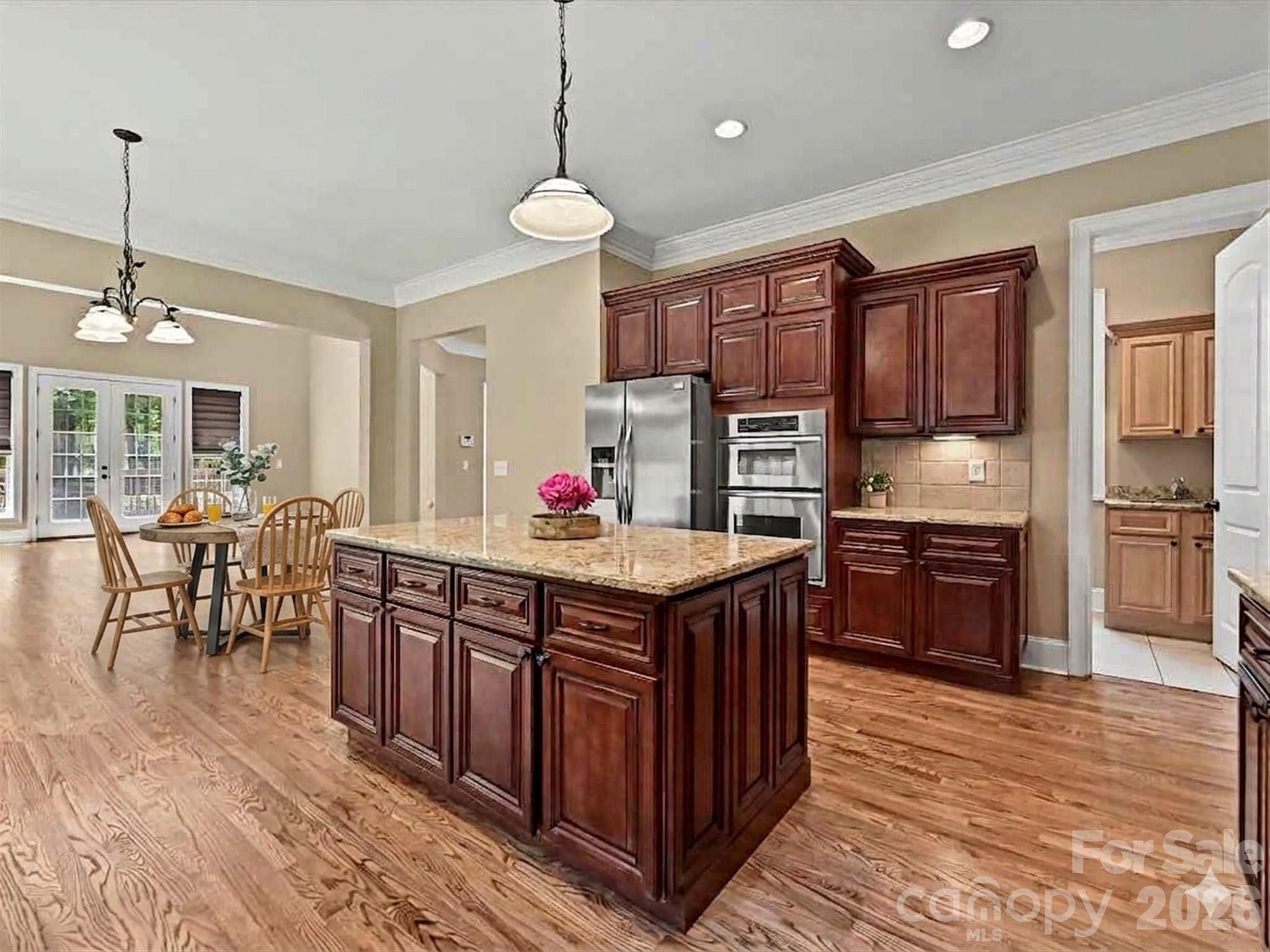 275 Palm Cove Way — York