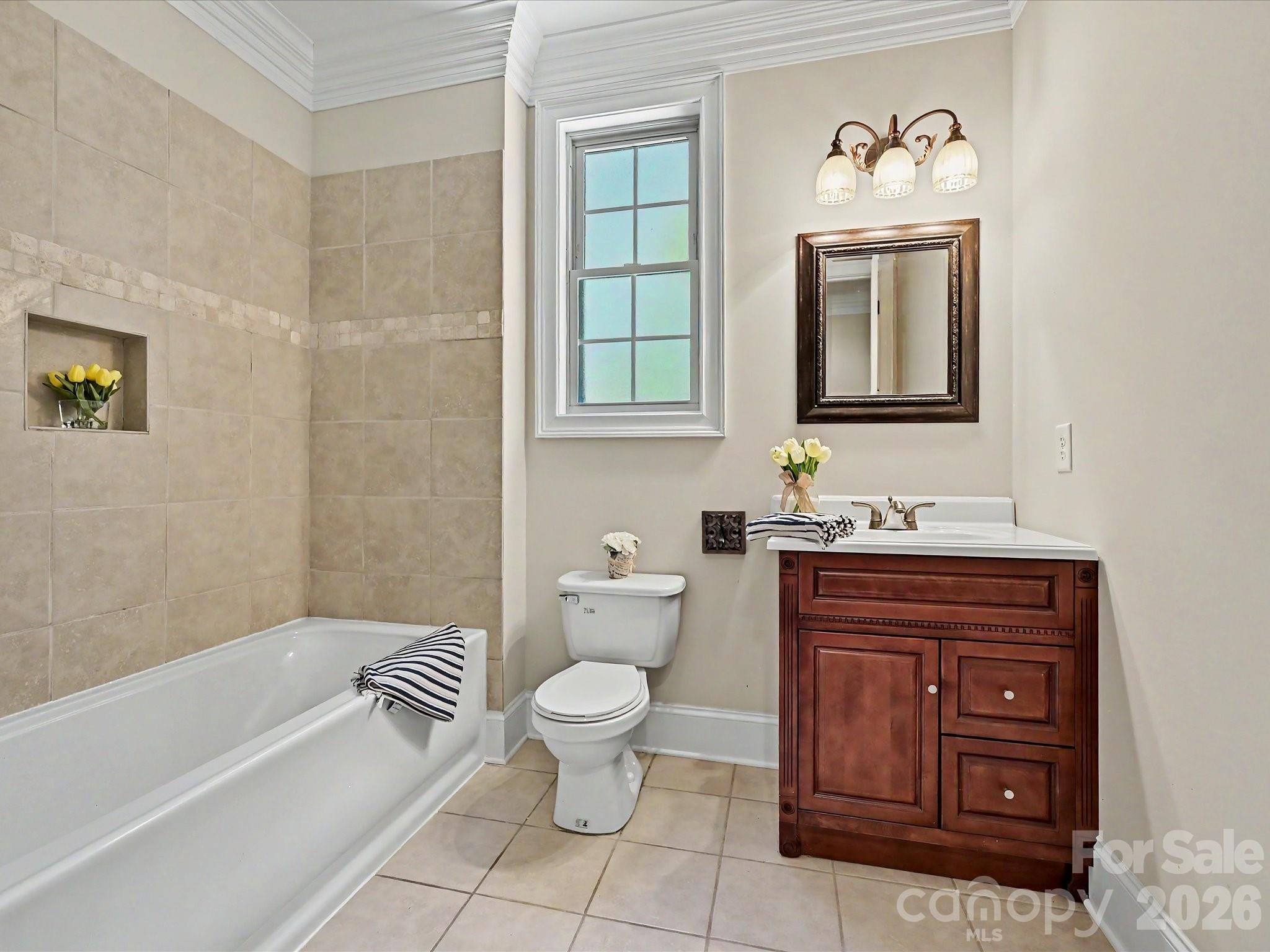 275 Palm Cove Way — York