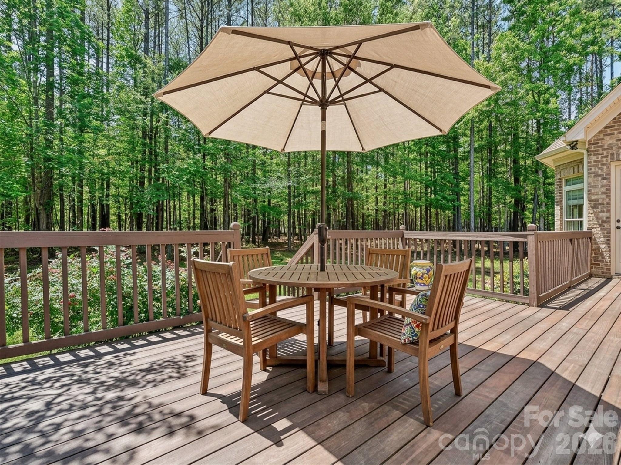 275 Palm Cove Way — York