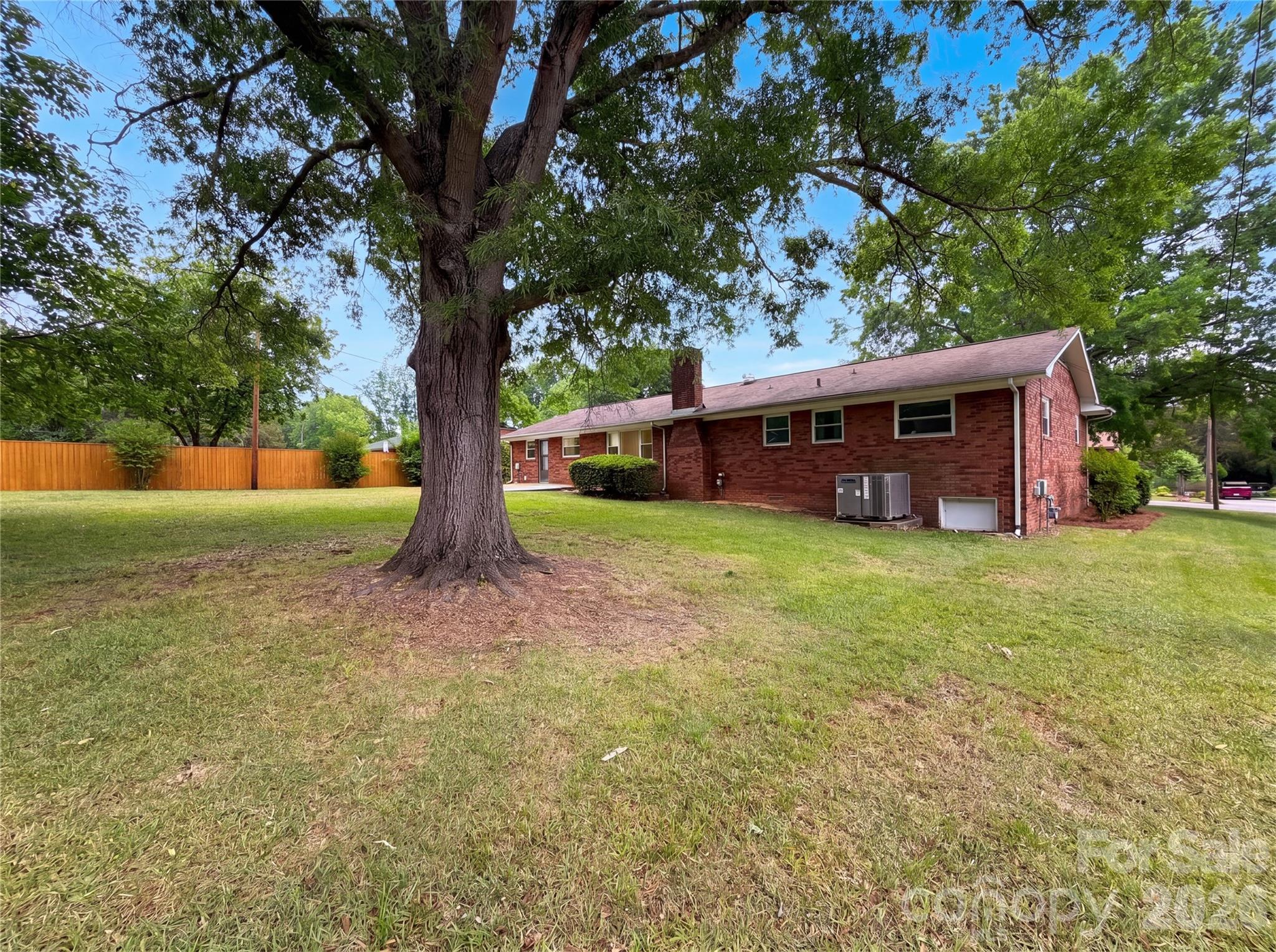 128 Greenview Drive — Kannapolis