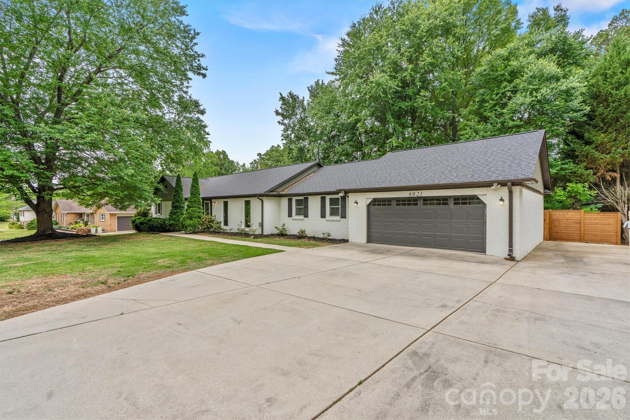 6021 Morris Farm Lane — Mint Hill