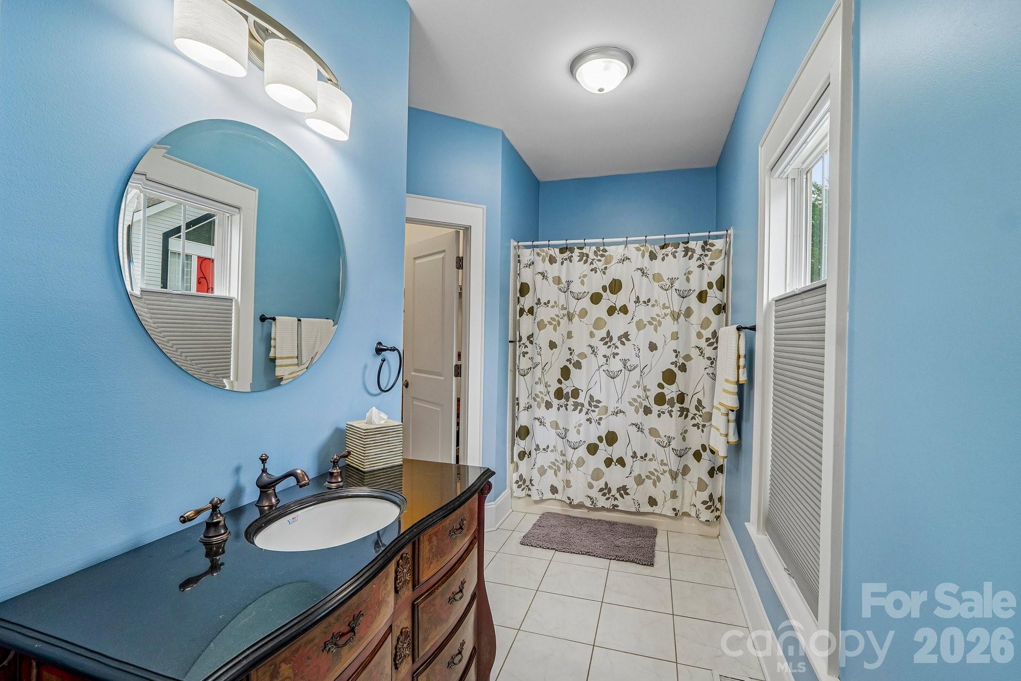 611 E 37th Street — Charlotte