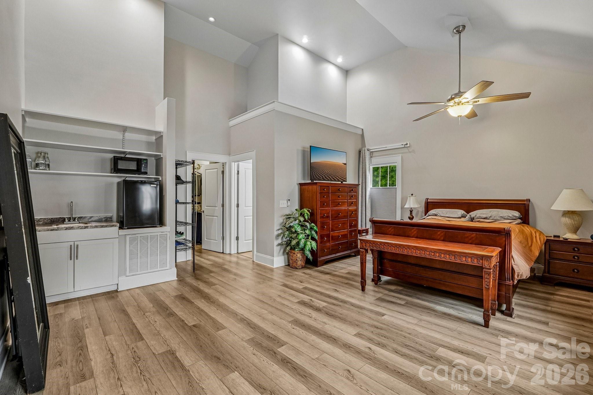 611 E 37th Street — Charlotte