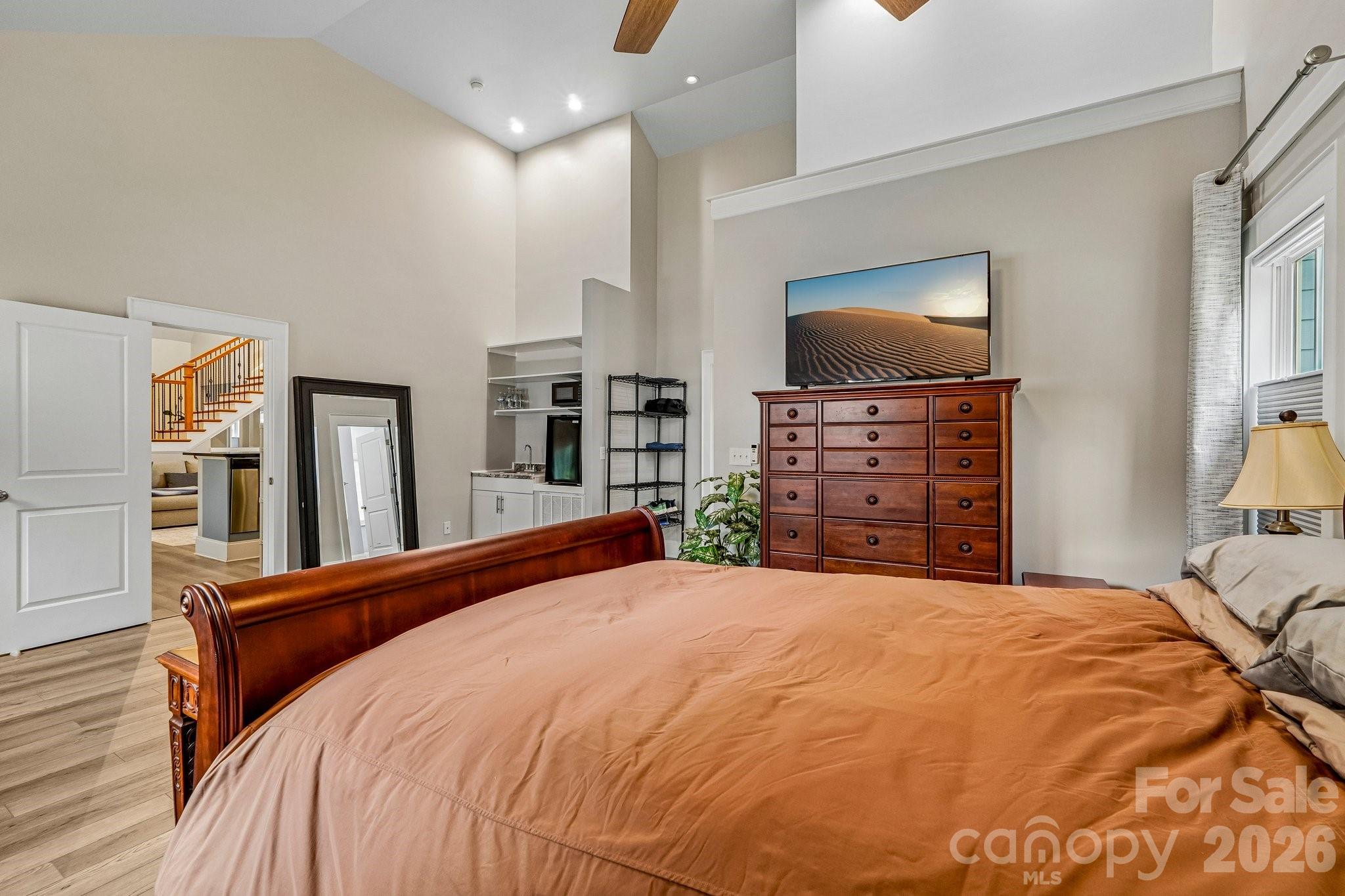 611 E 37th Street — Charlotte