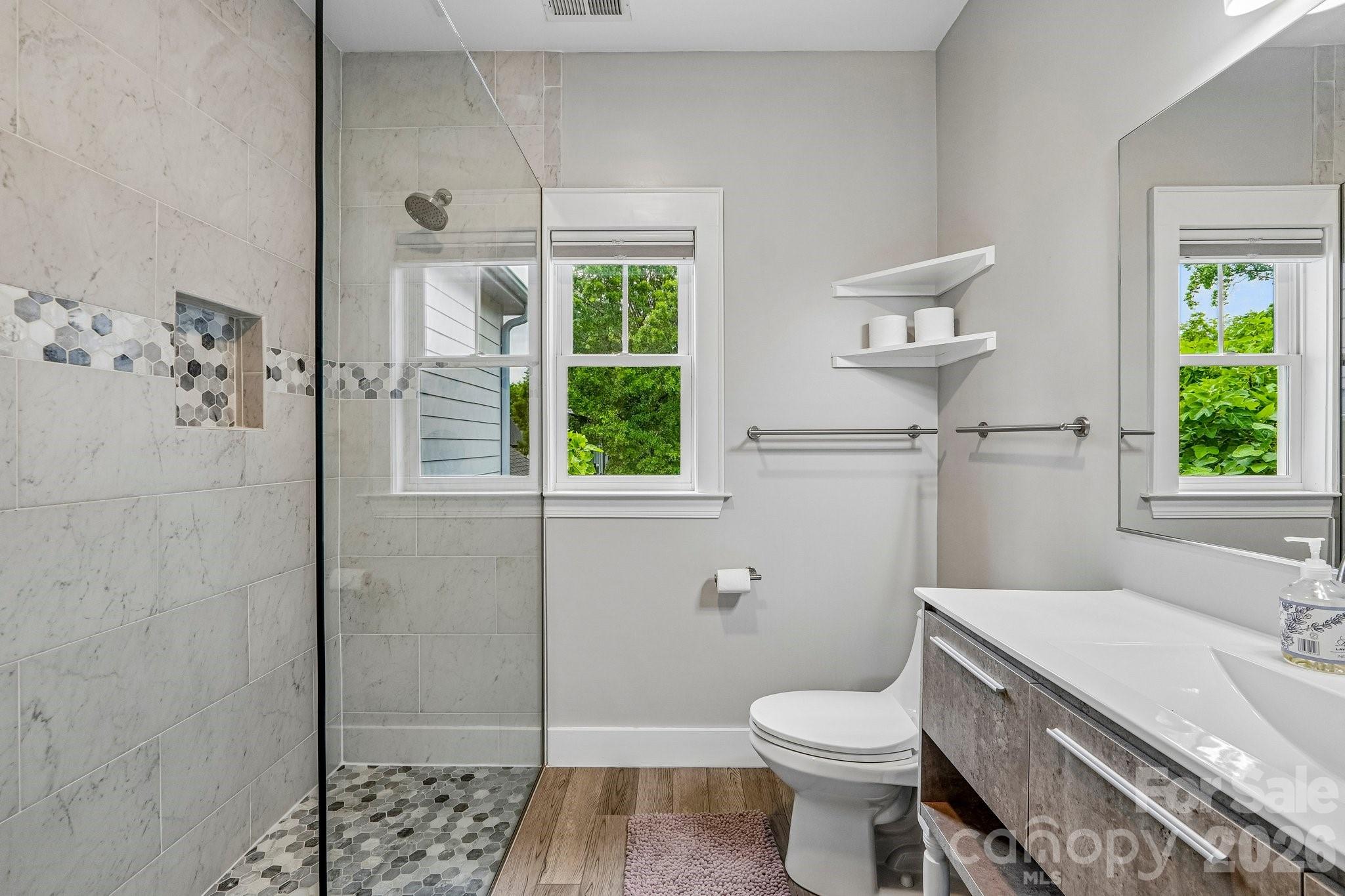 611 E 37th Street — Charlotte