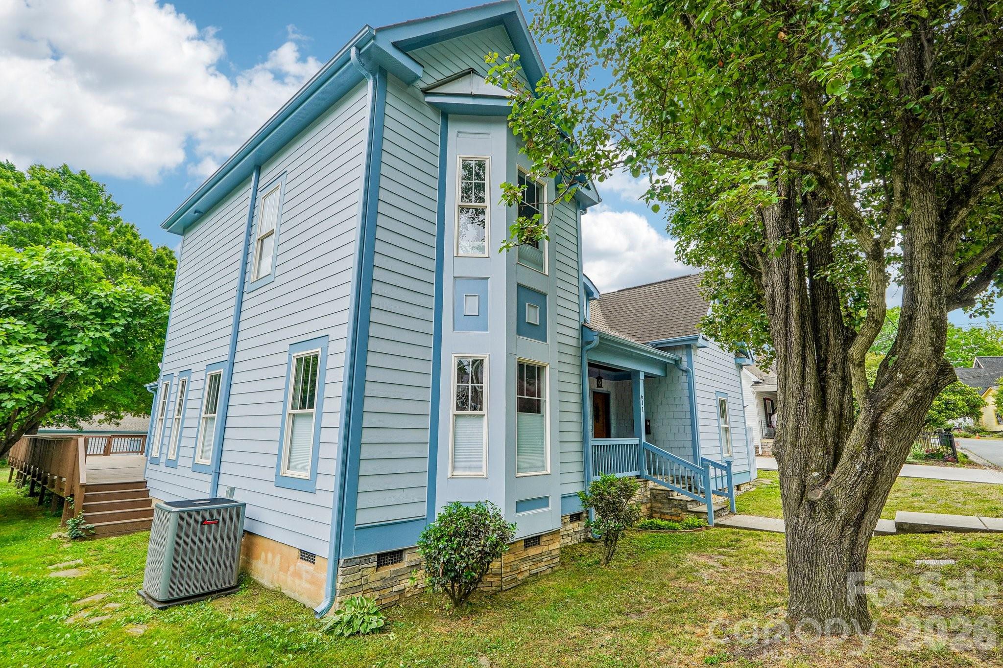 611 E 37th Street — Charlotte