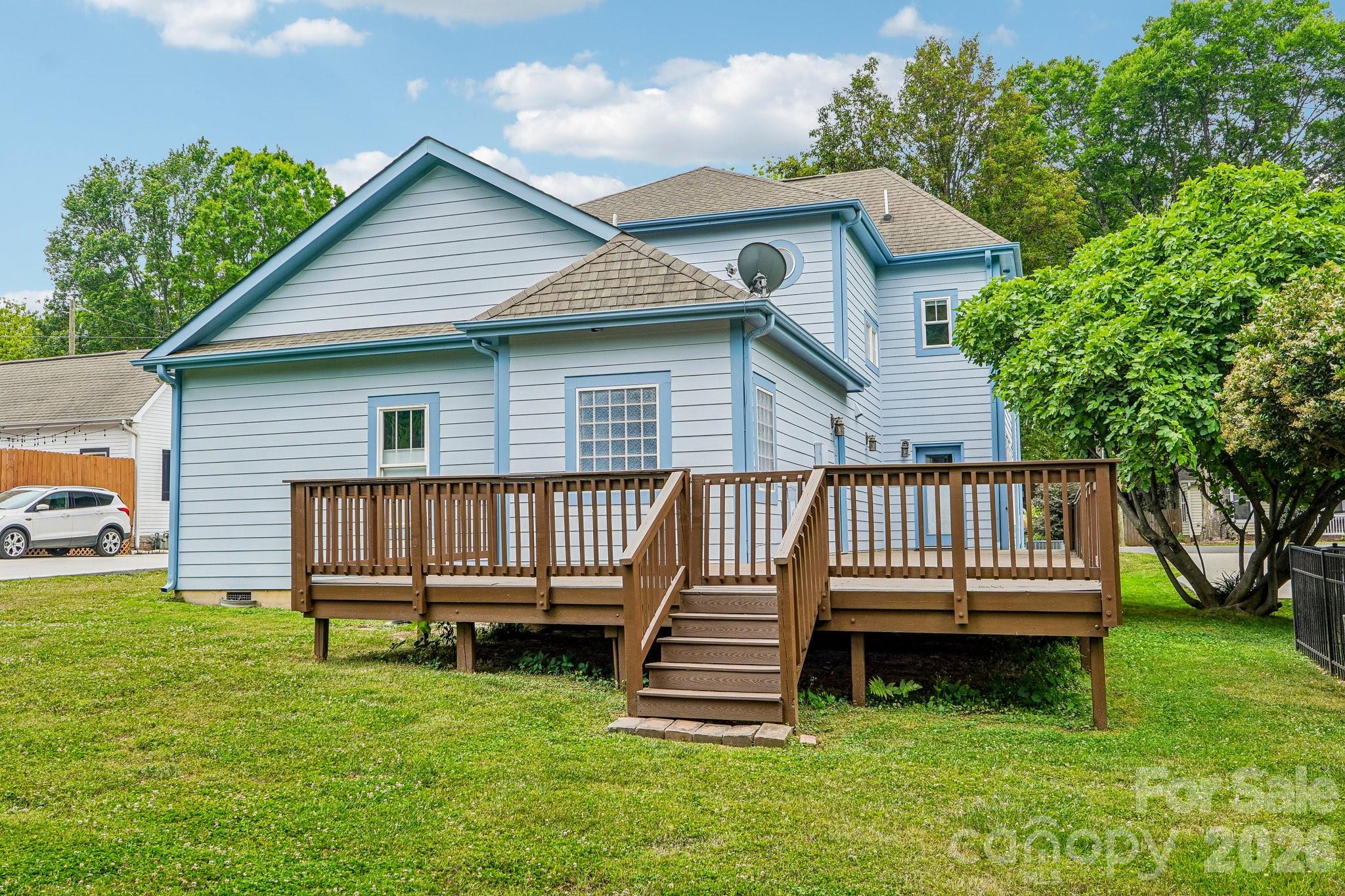 611 E 37th Street — Charlotte