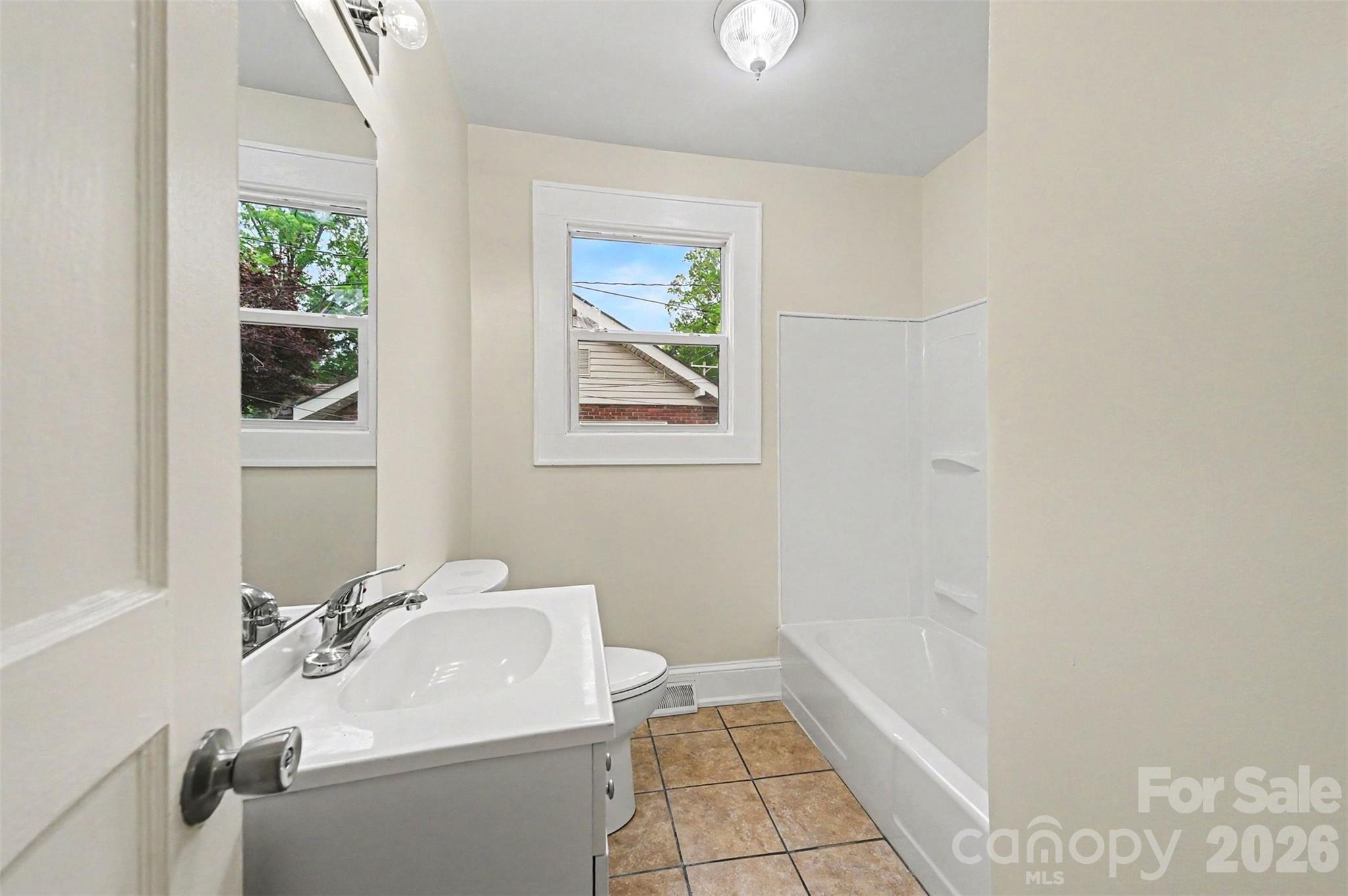 823 Lincolnton Road — Salisbury
