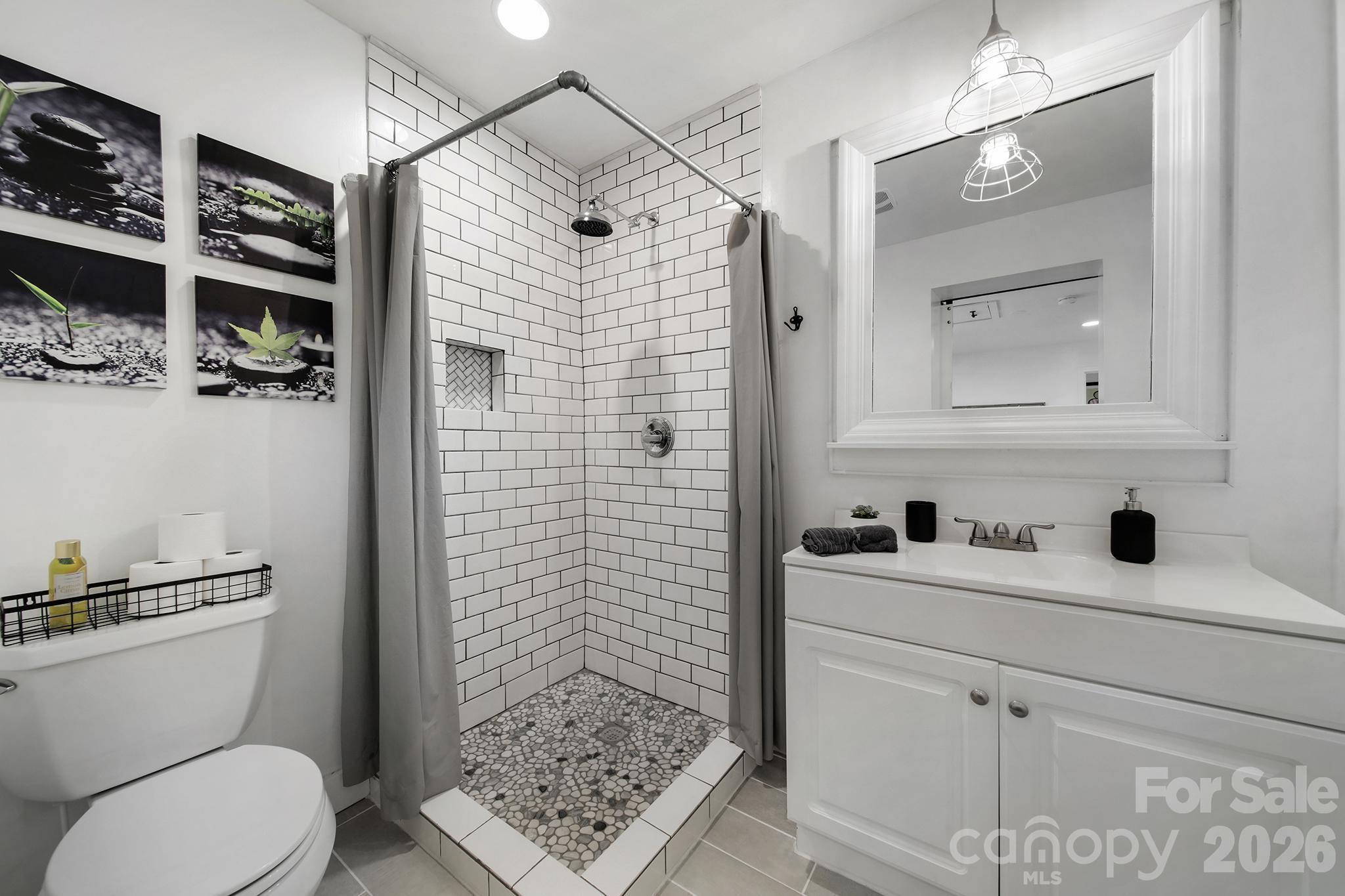 6418 Teague Lane — Charlotte