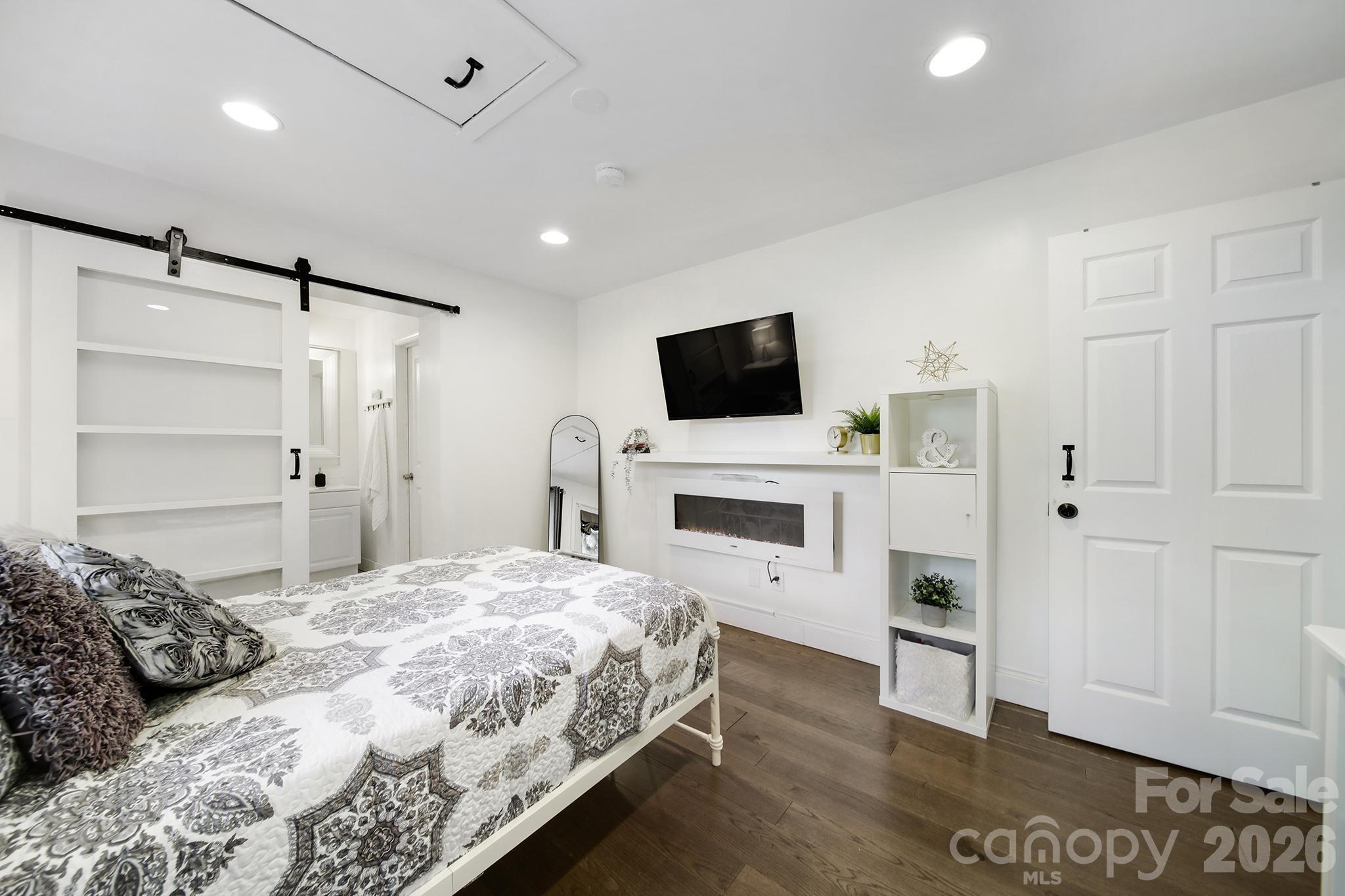 6418 Teague Lane — Charlotte