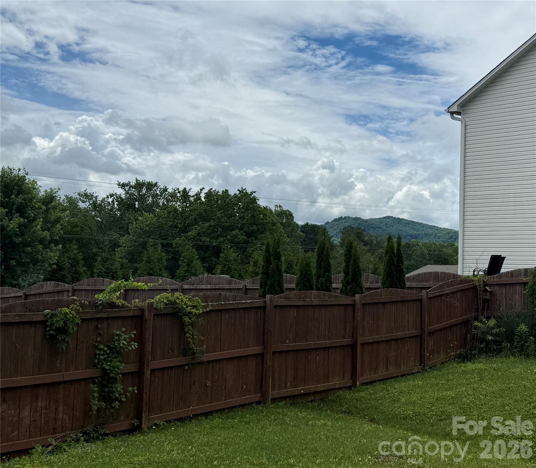 4 Henbit Way — Arden