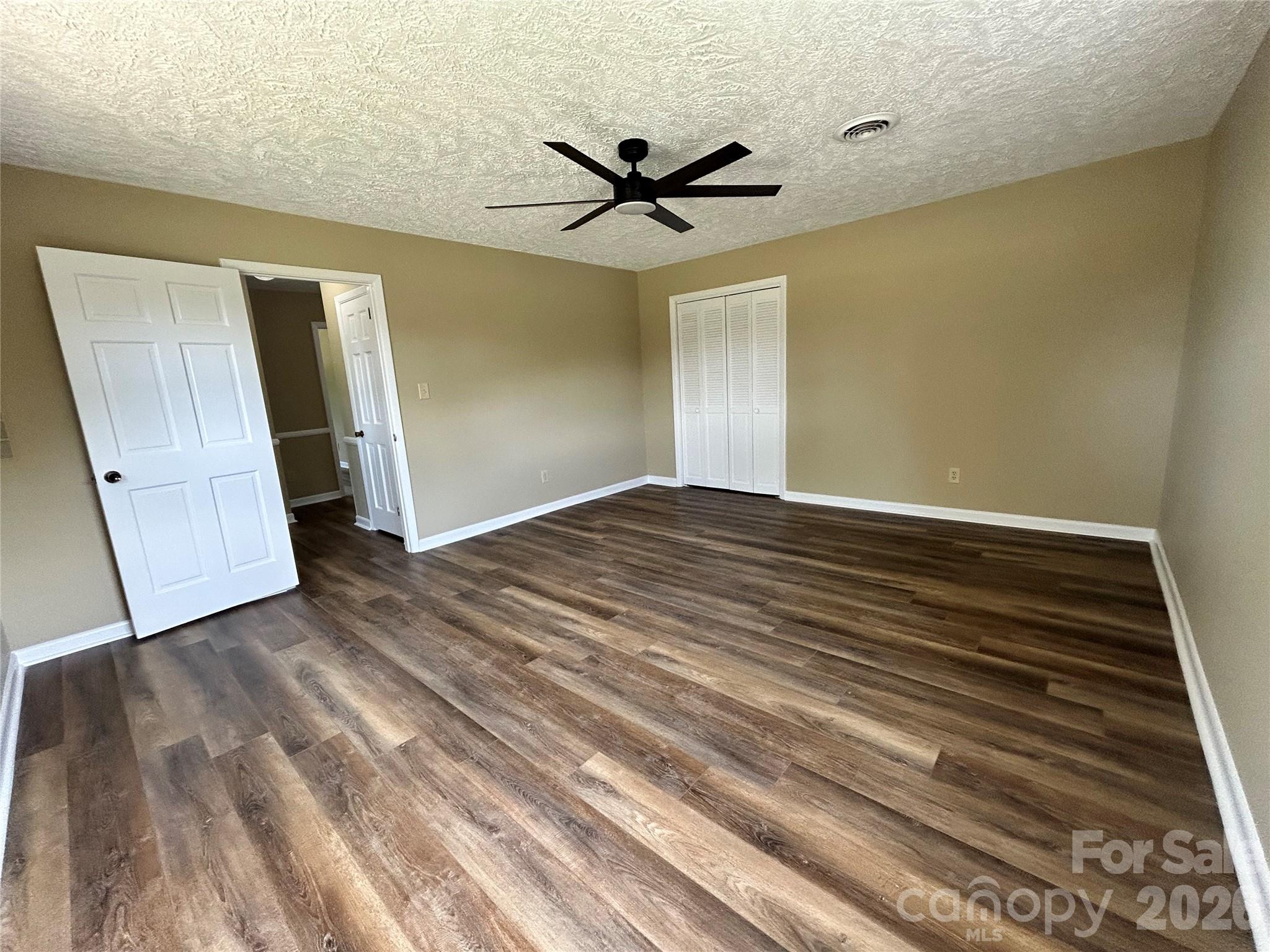 1162 Broadway Street #1162 Broadway St — Claremont