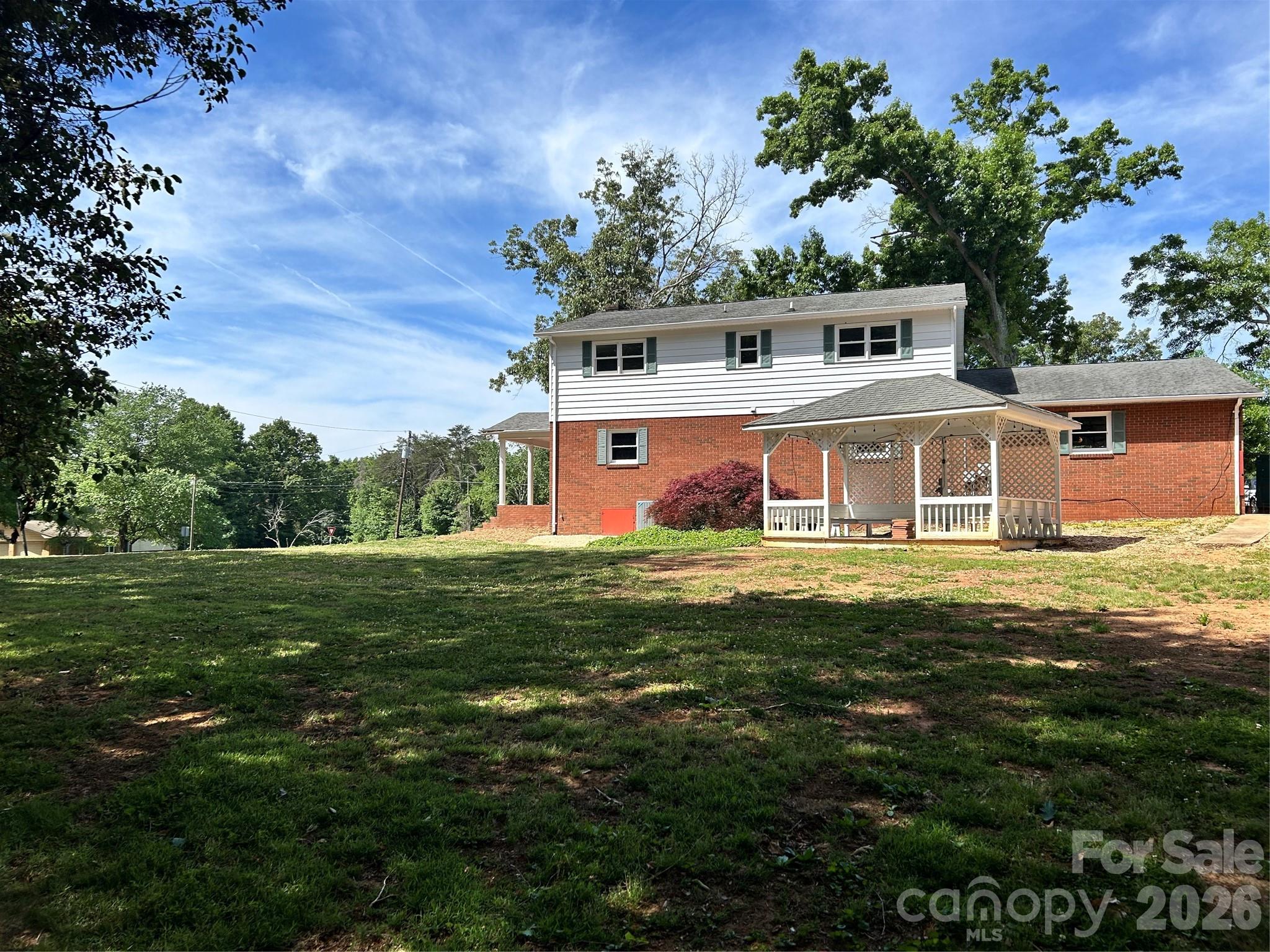 1162 Broadway Street #1162 Broadway St — Claremont