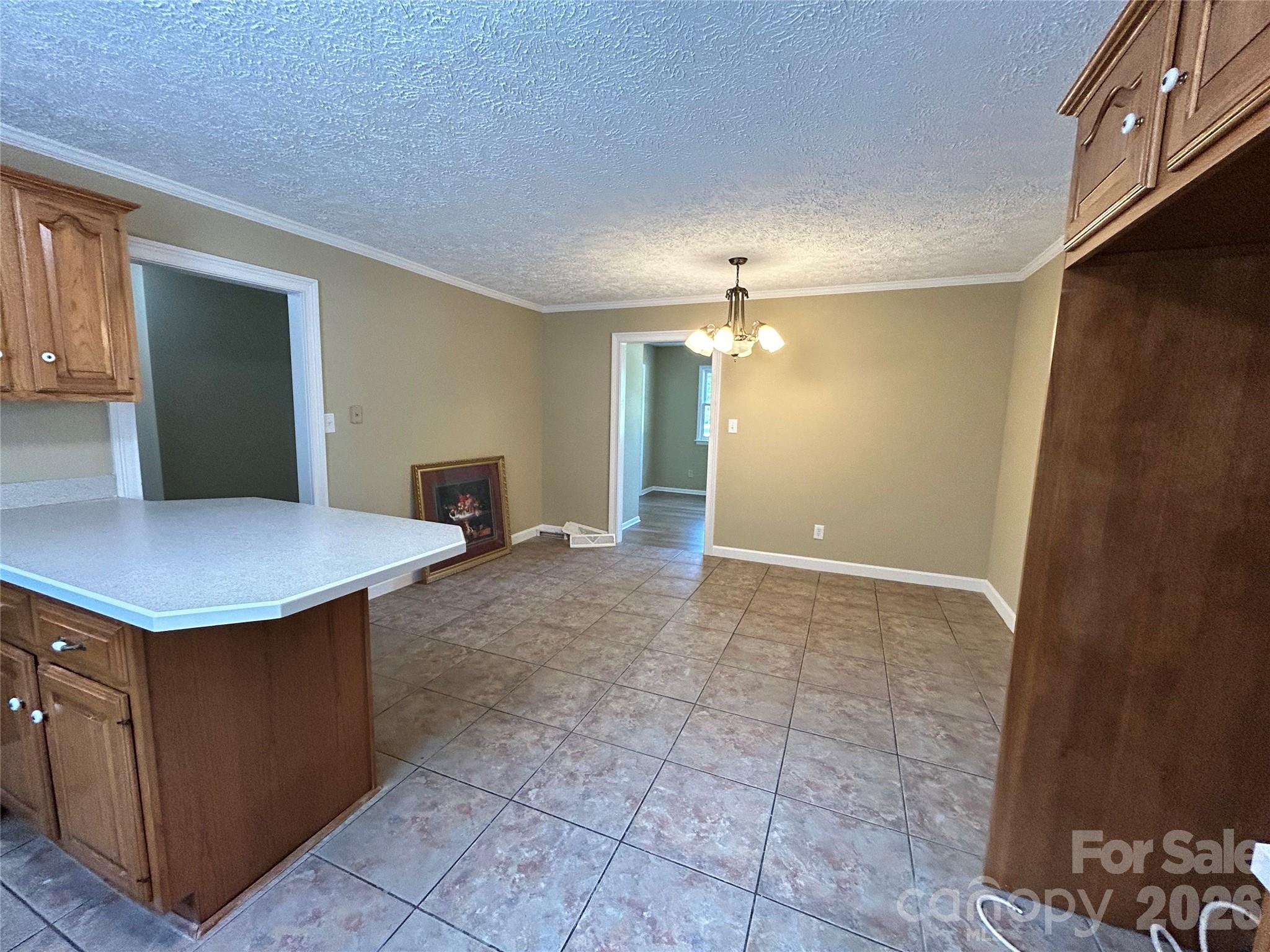 1162 Broadway Street #1162 Broadway St — Claremont