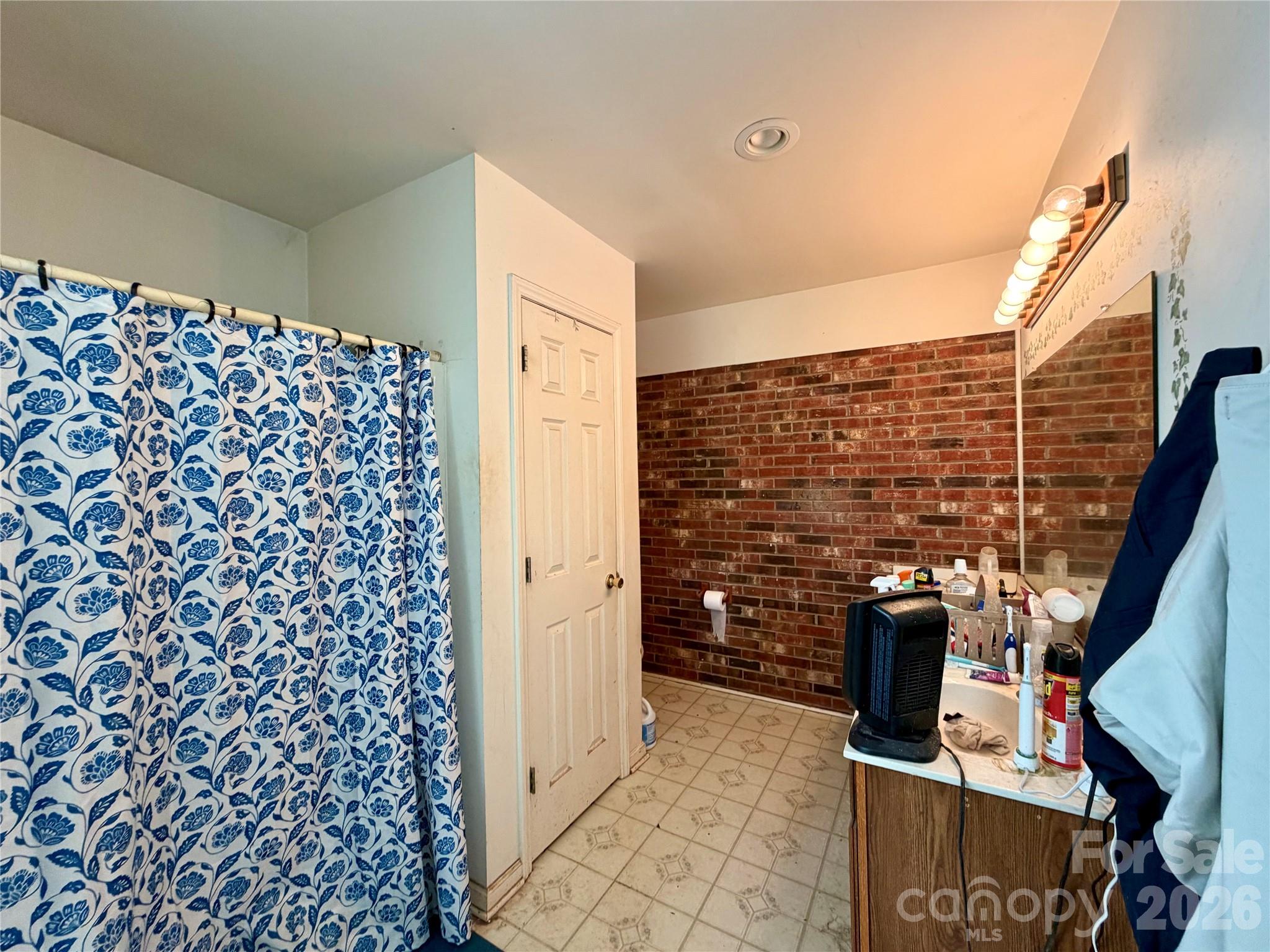 781 Rock Road — Rutherfordton