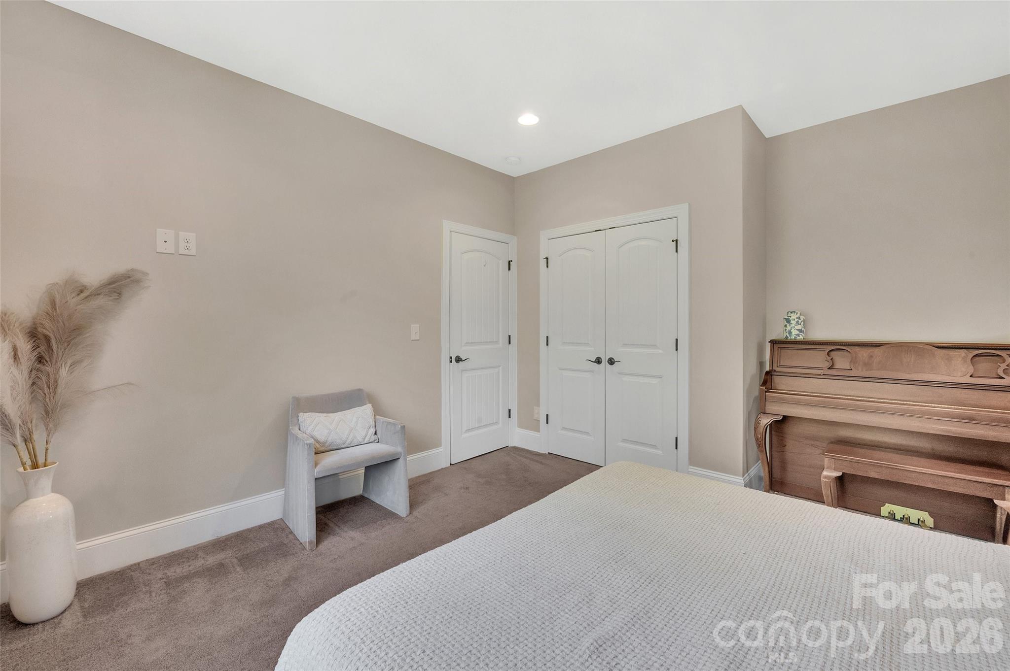 8511 Raven Top Drive — Mint Hill
