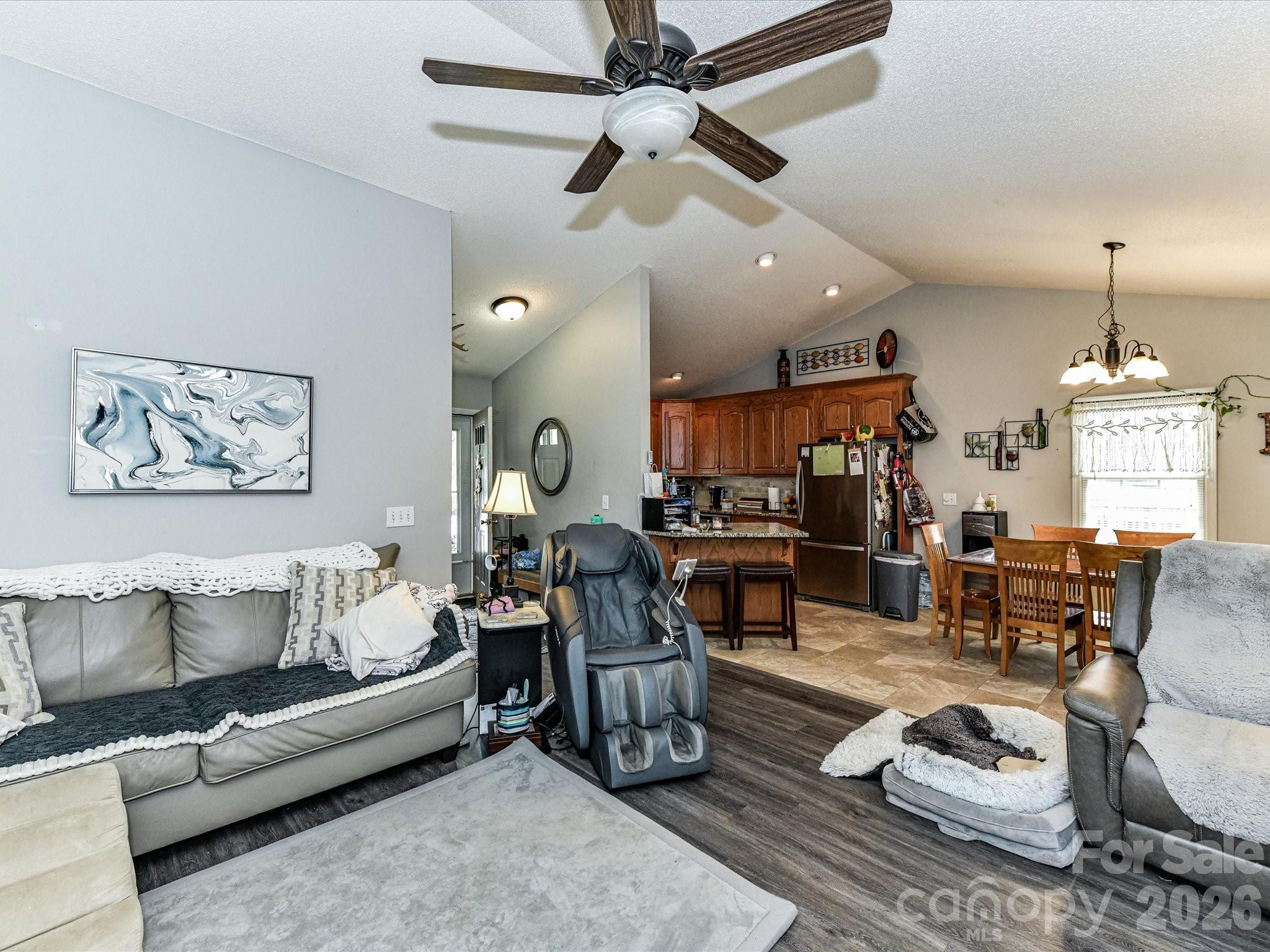 1472 Ridgewood Drive — Concord