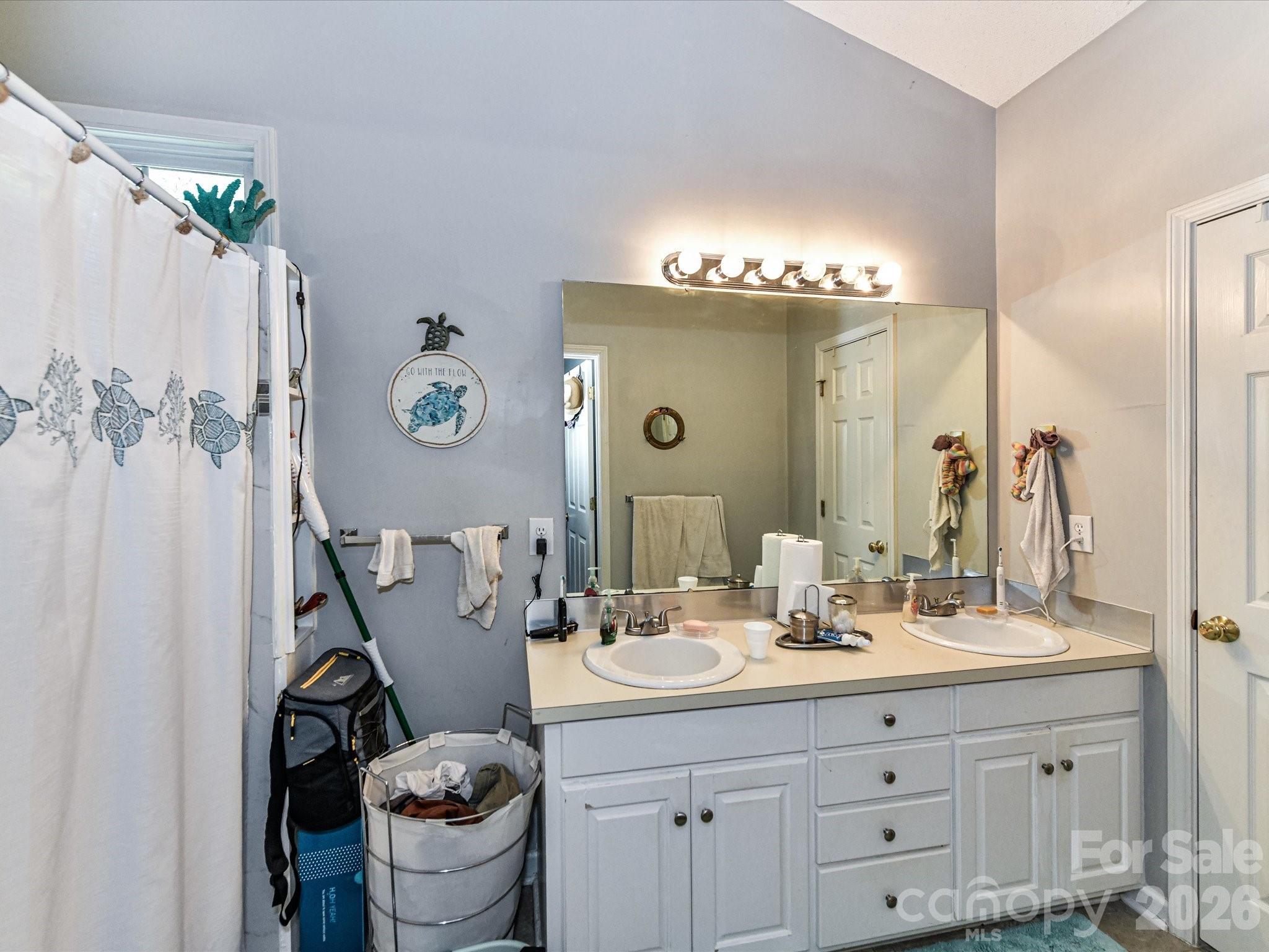 1472 Ridgewood Drive — Concord