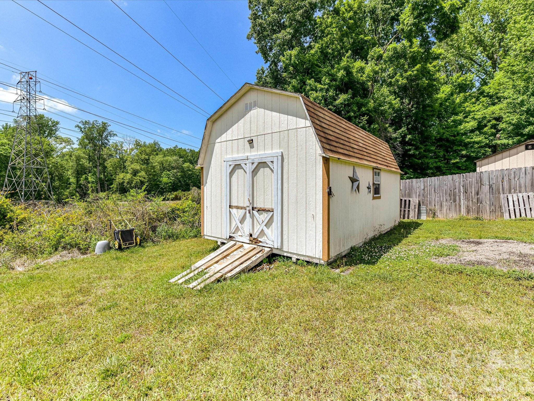 1472 Ridgewood Drive — Concord