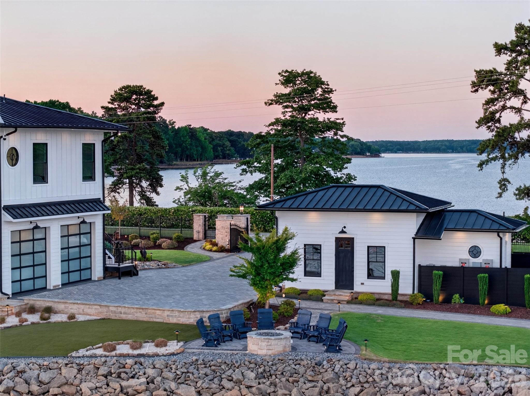 4835 Kiser Island Road — Terrell