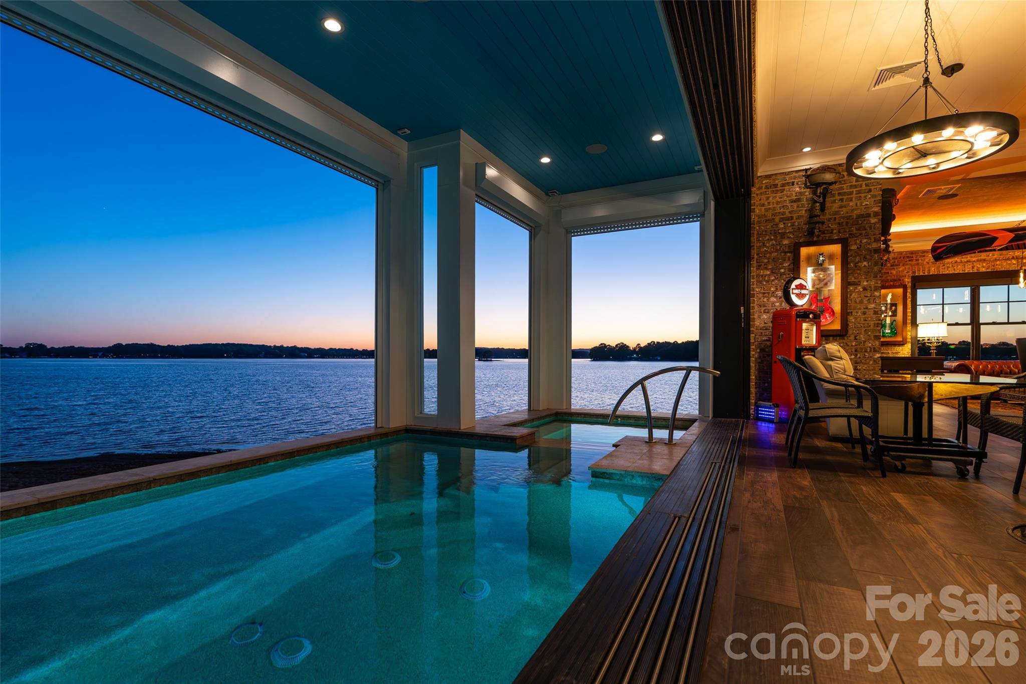 4835 Kiser Island Road — Terrell