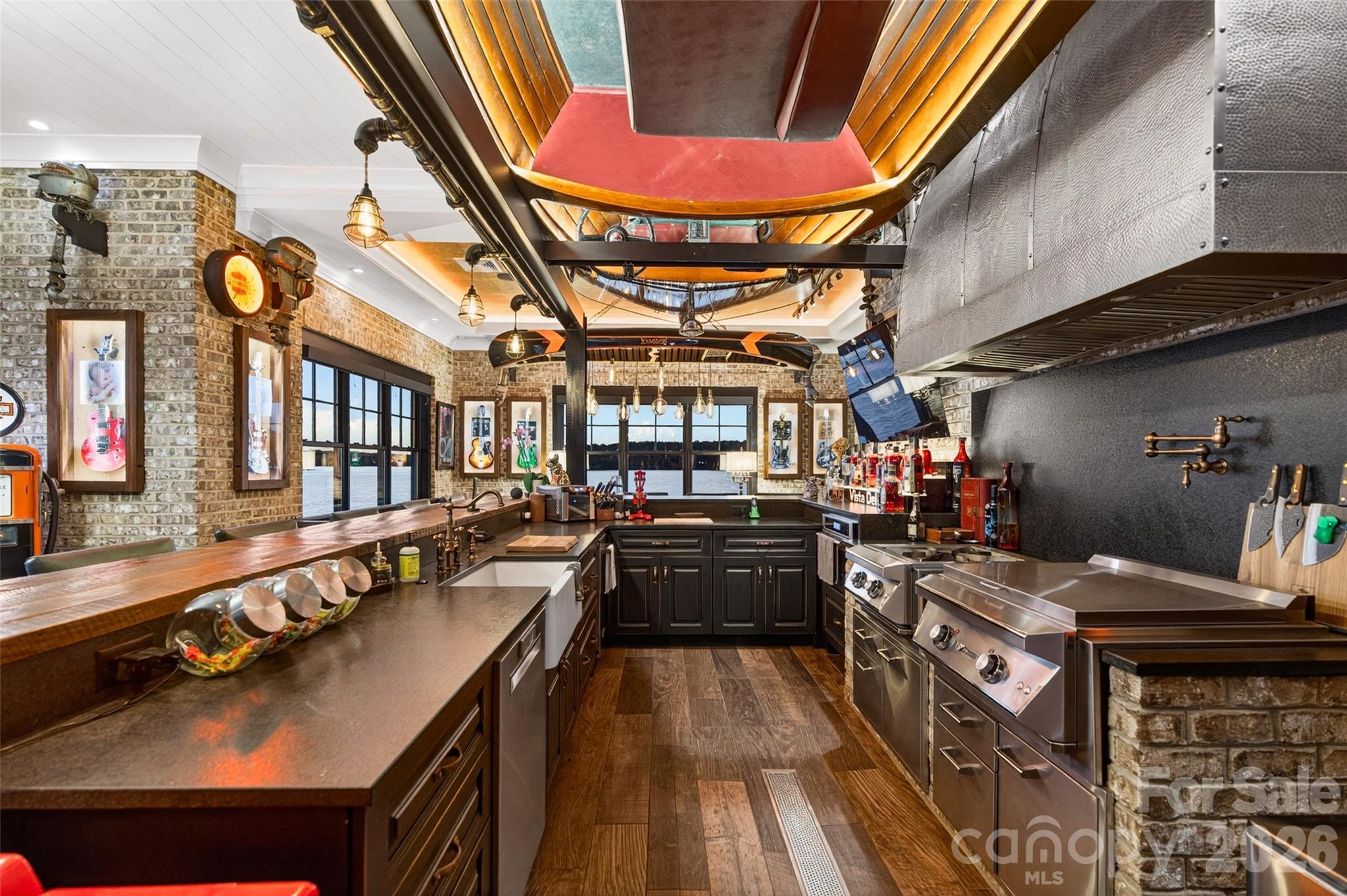 4835 Kiser Island Road — Terrell