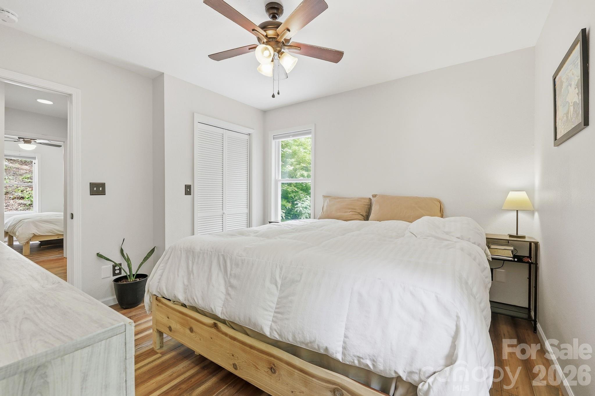 302 Rich Mountain Road — Flat Rock