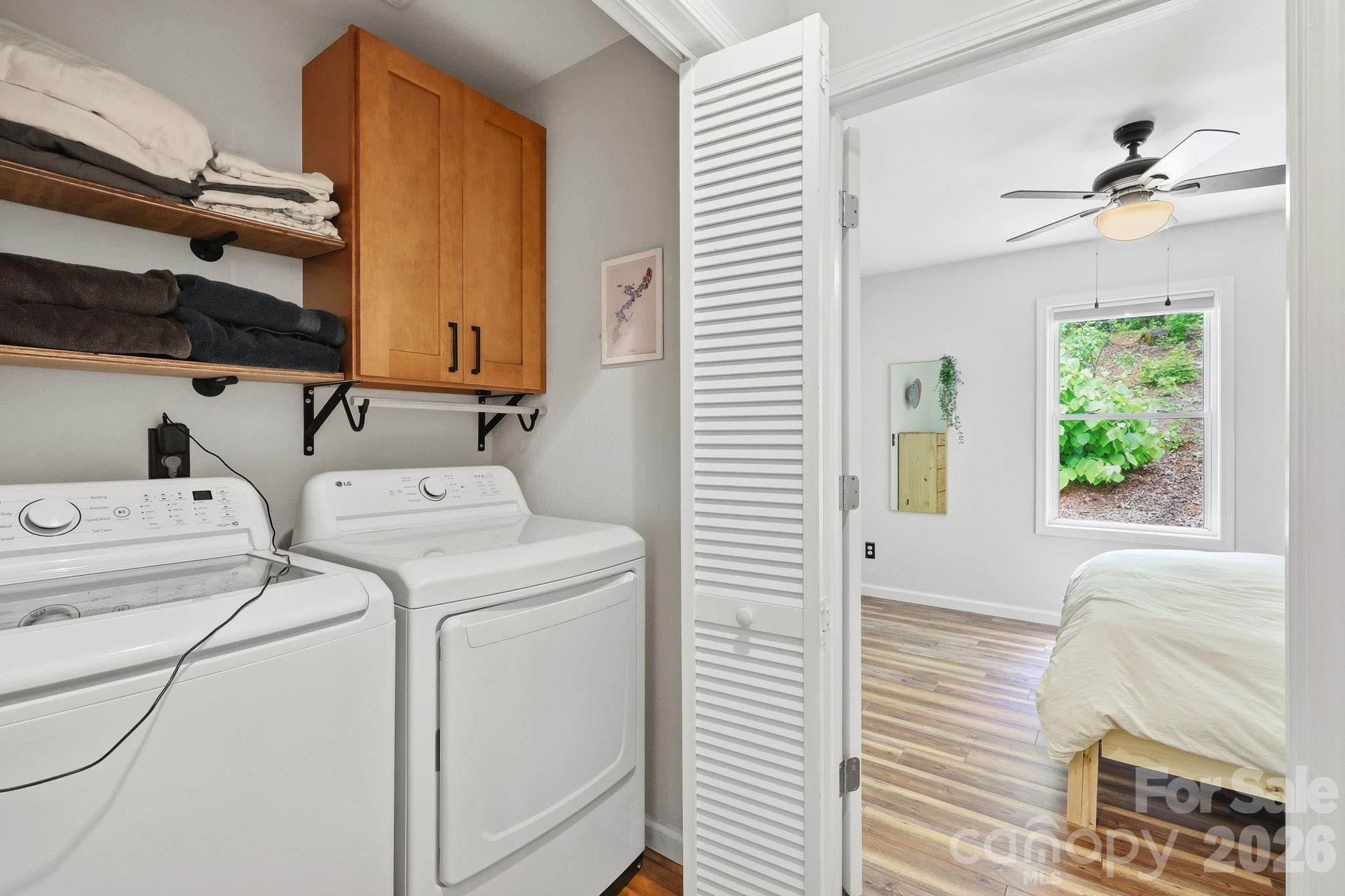 302 Rich Mountain Road — Flat Rock