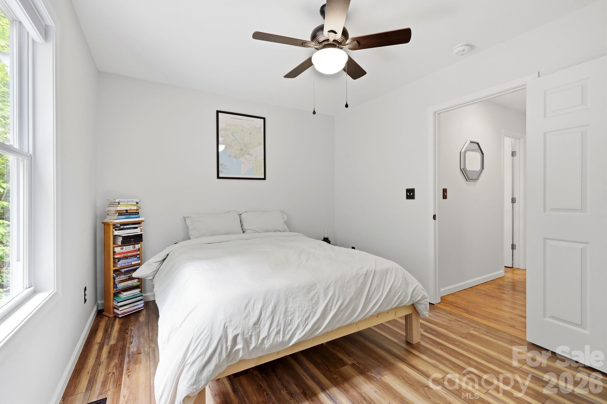 302 Rich Mountain Road — Flat Rock