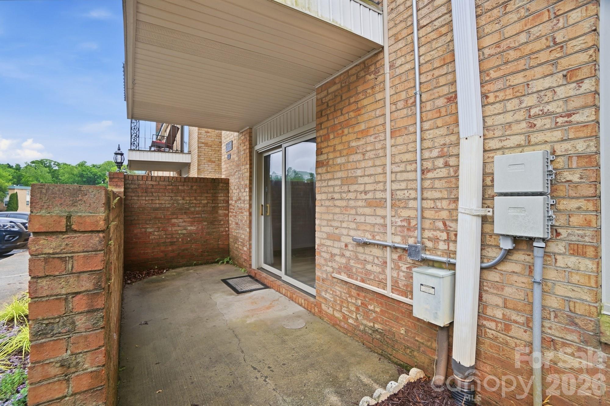 4754 Hedgemore Drive #N — Charlotte