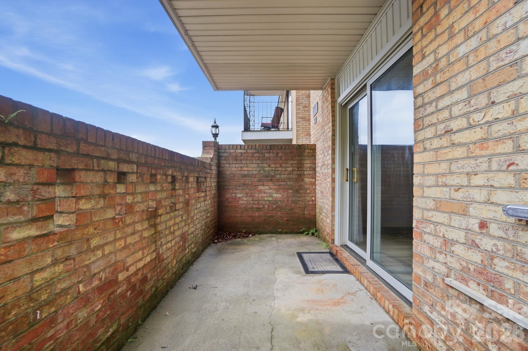 4754 Hedgemore Drive #N — Charlotte