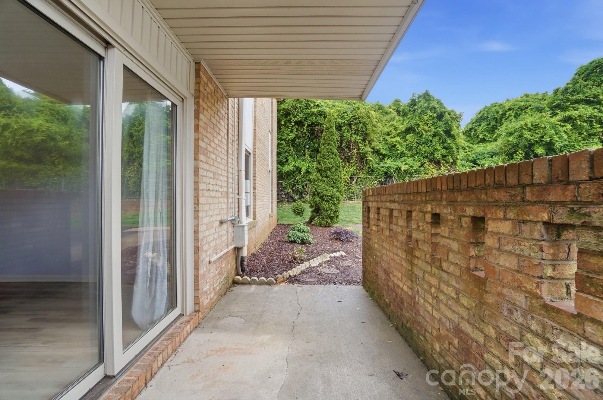 4754 Hedgemore Drive #N — Charlotte