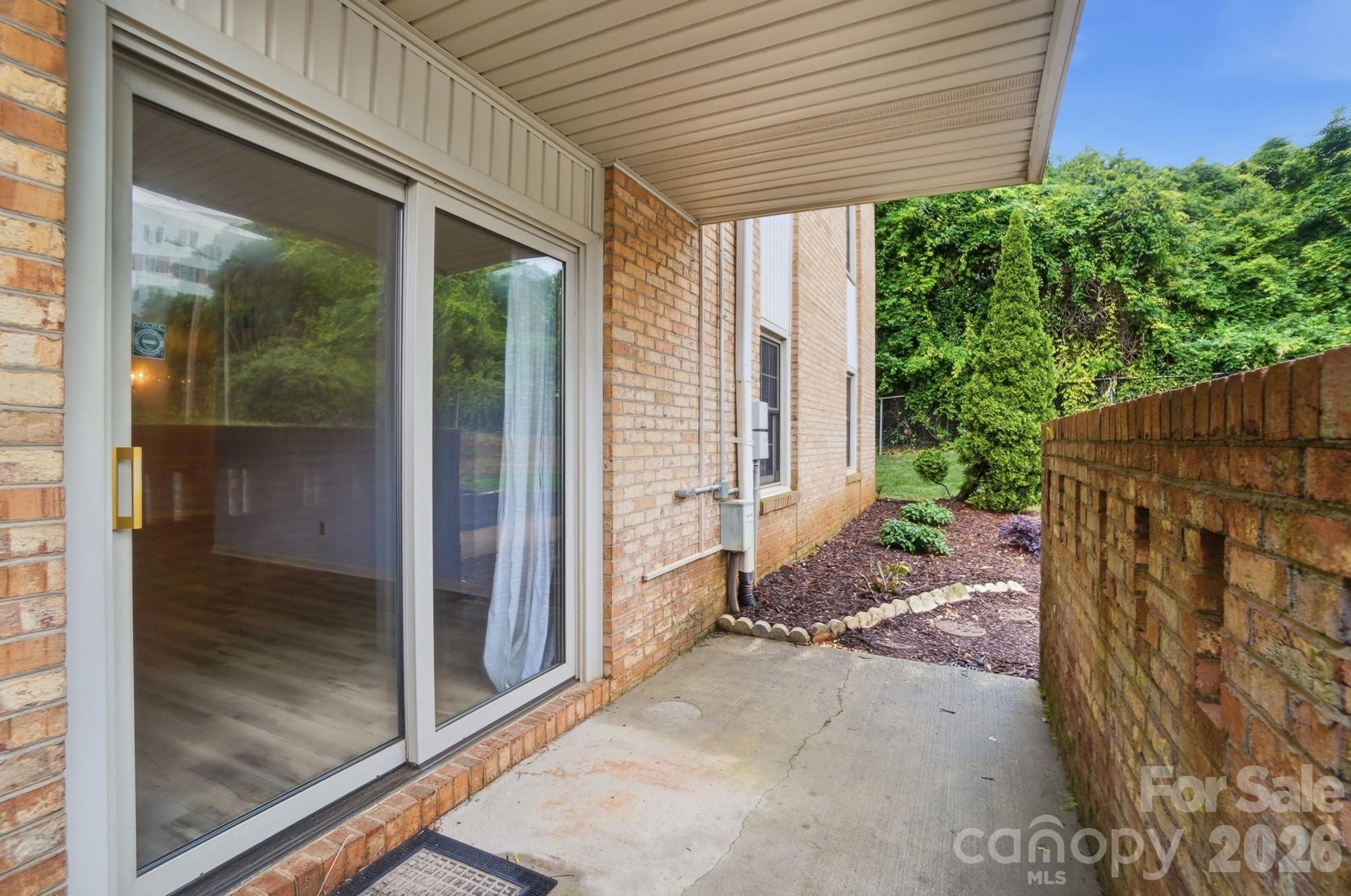 4754 Hedgemore Drive #N — Charlotte