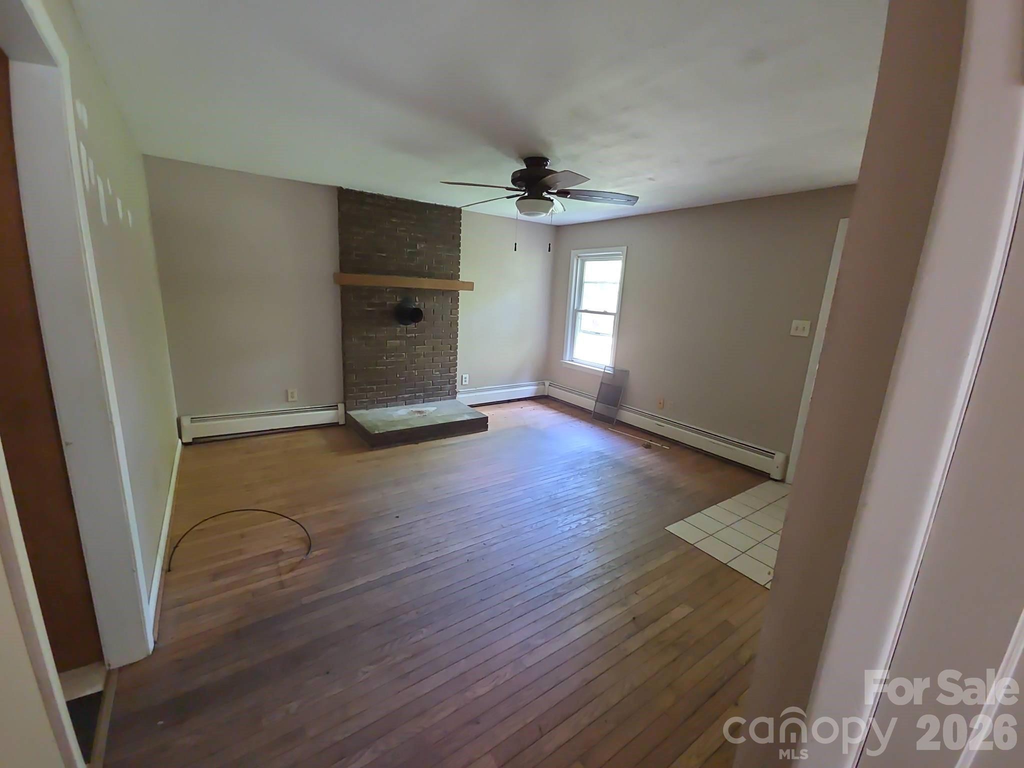 208 Mckinnish Cove Road — Asheville