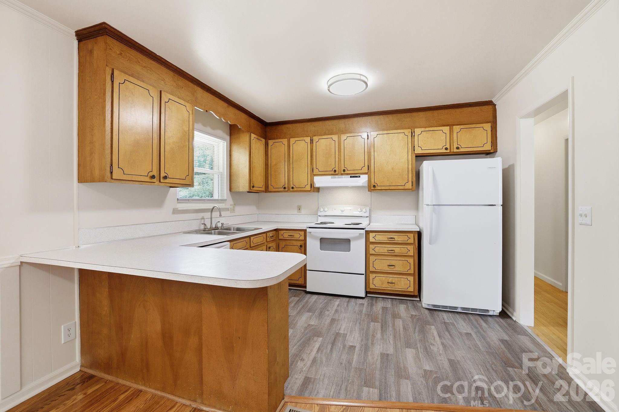 225 Middleton Avenue — Matthews