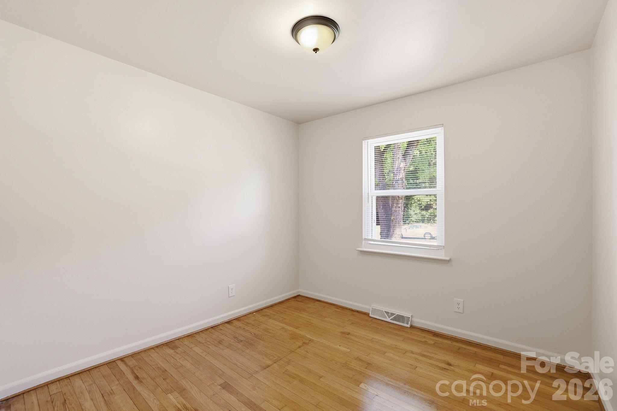 225 Middleton Avenue — Matthews