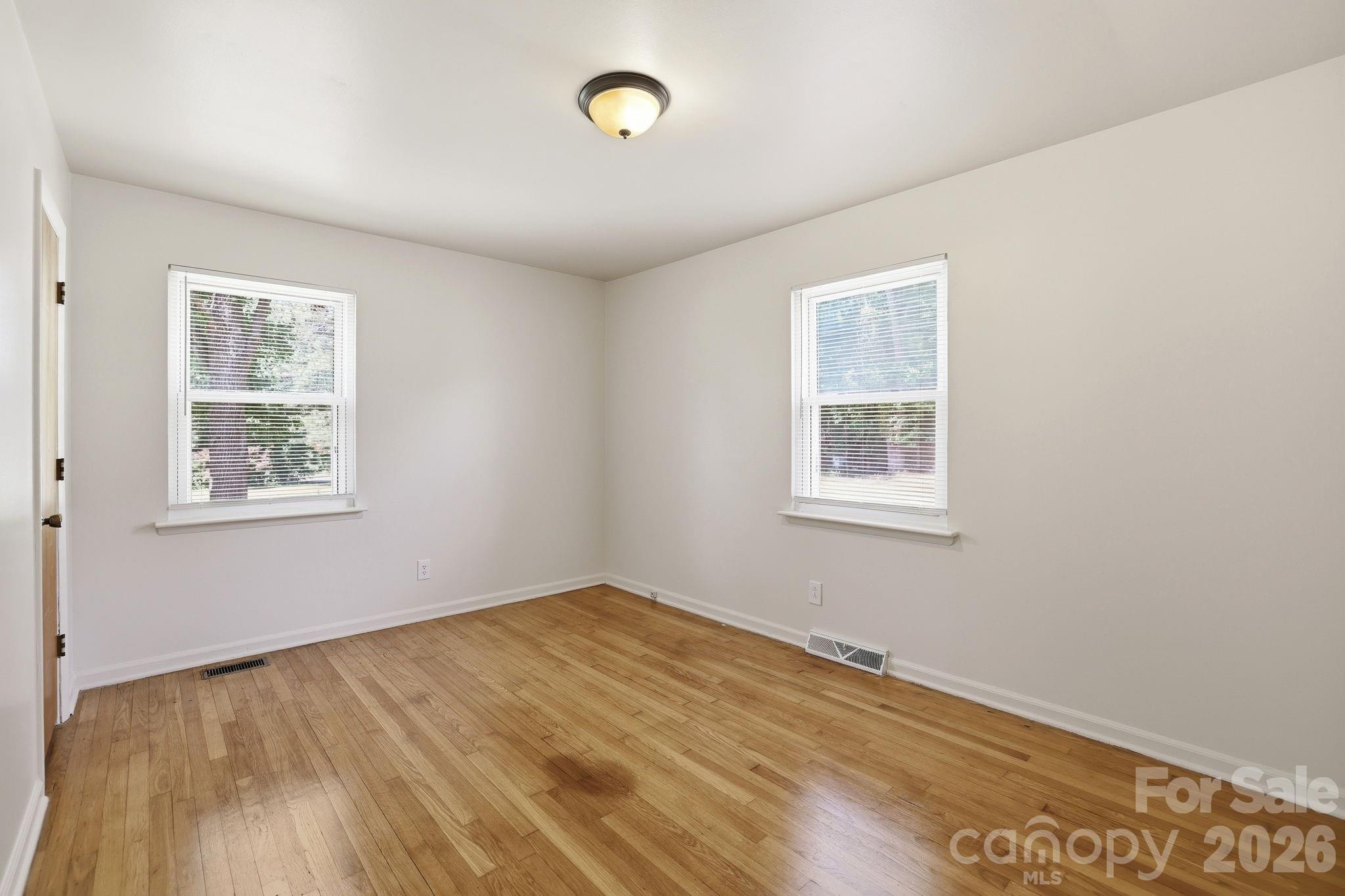 225 Middleton Avenue — Matthews
