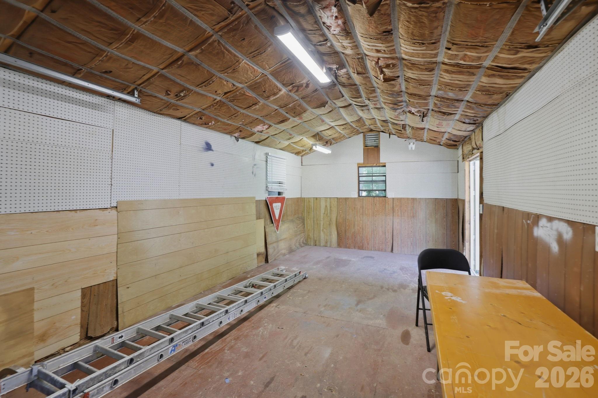 225 Middleton Avenue — Matthews