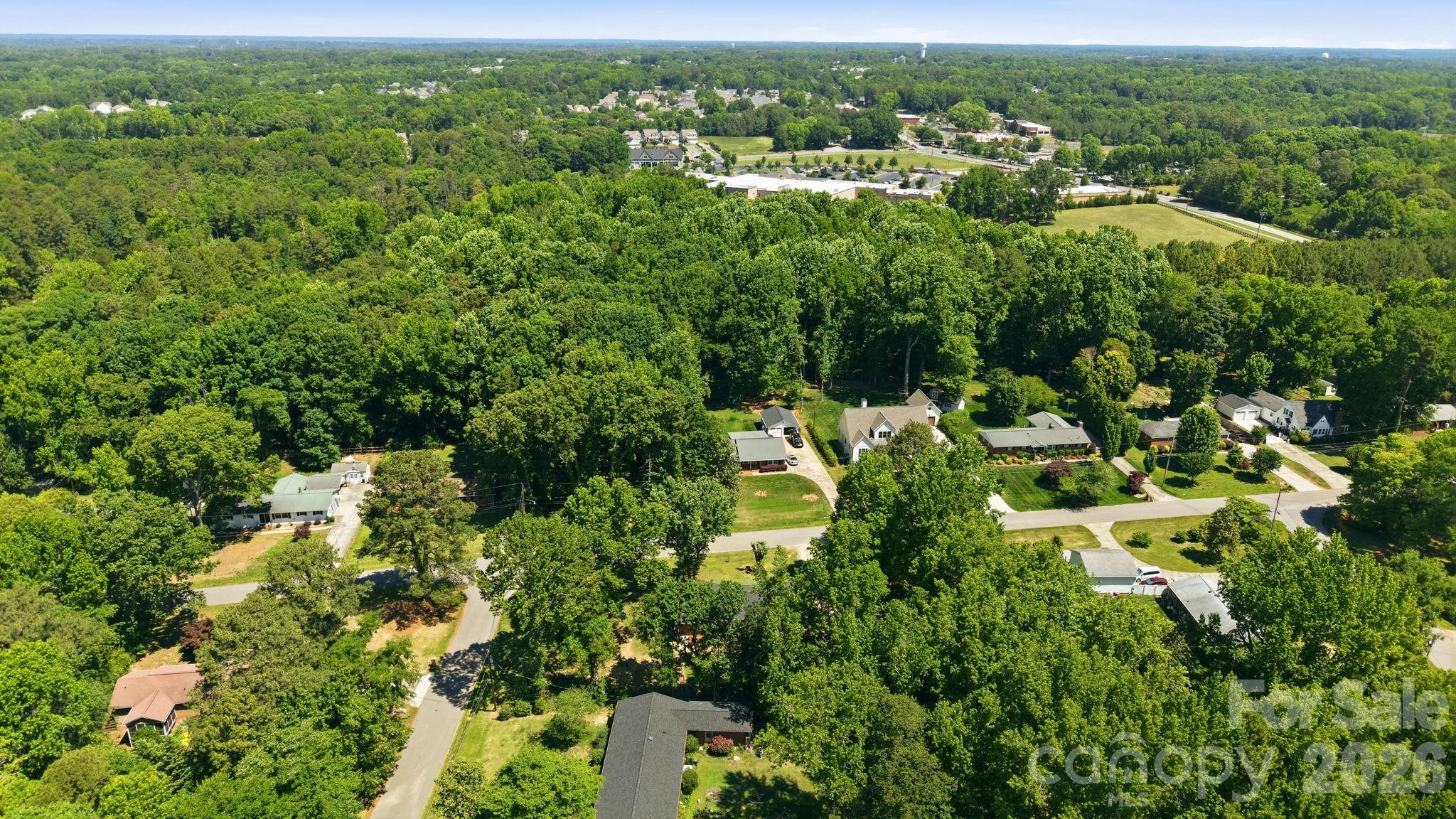 225 Middleton Avenue — Matthews