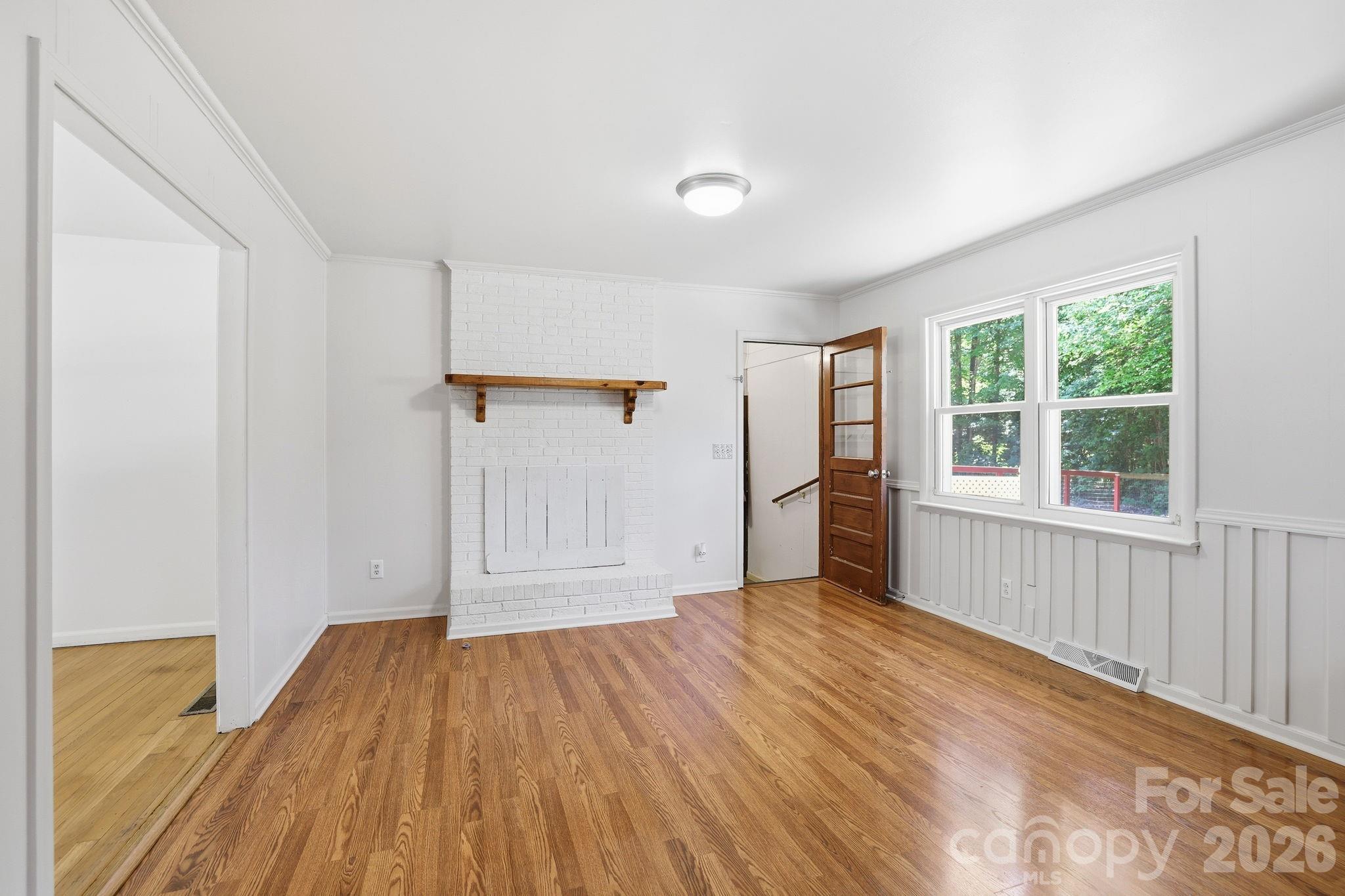 225 Middleton Avenue — Matthews