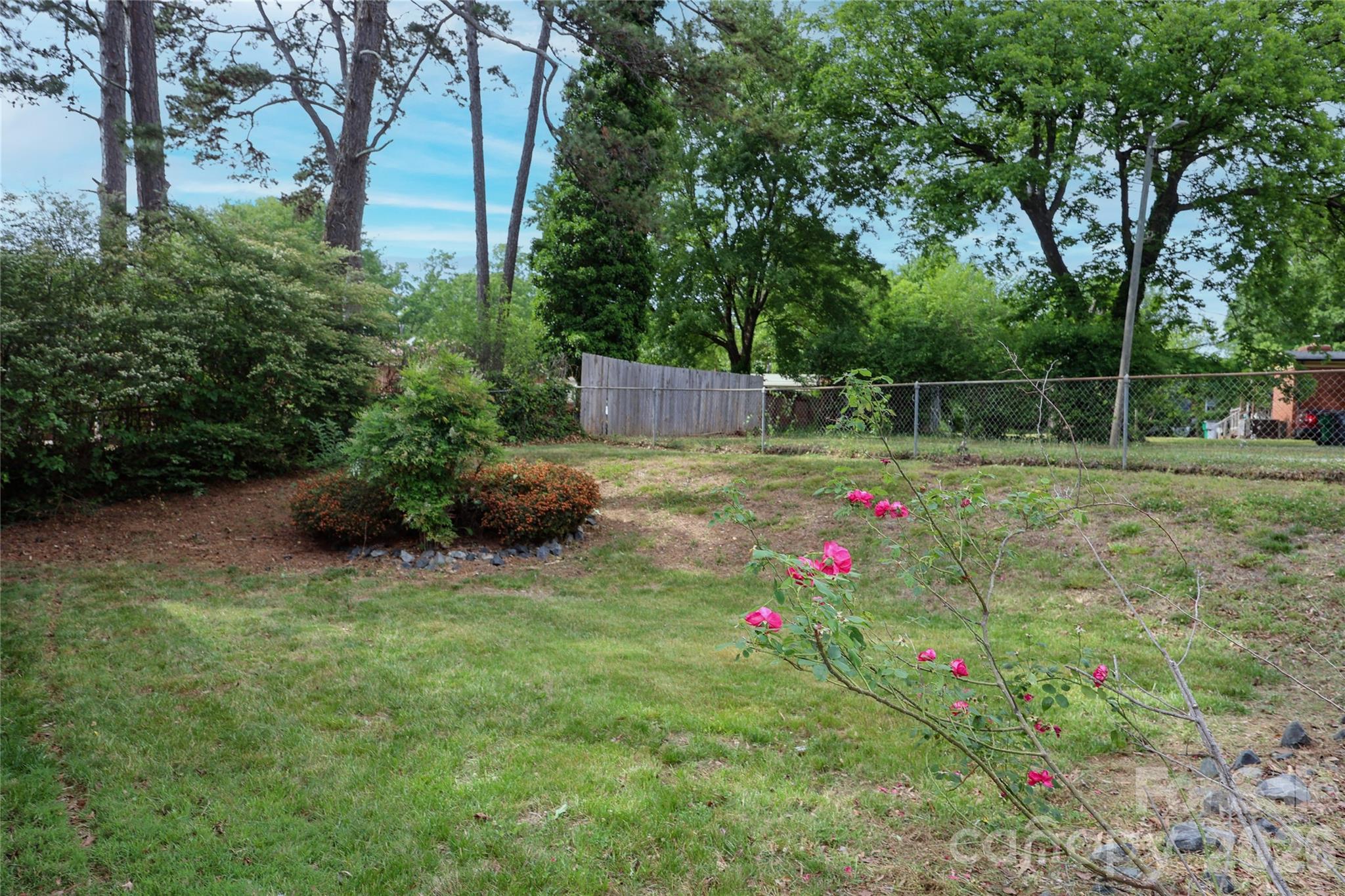 1720 Miles Court — Charlotte