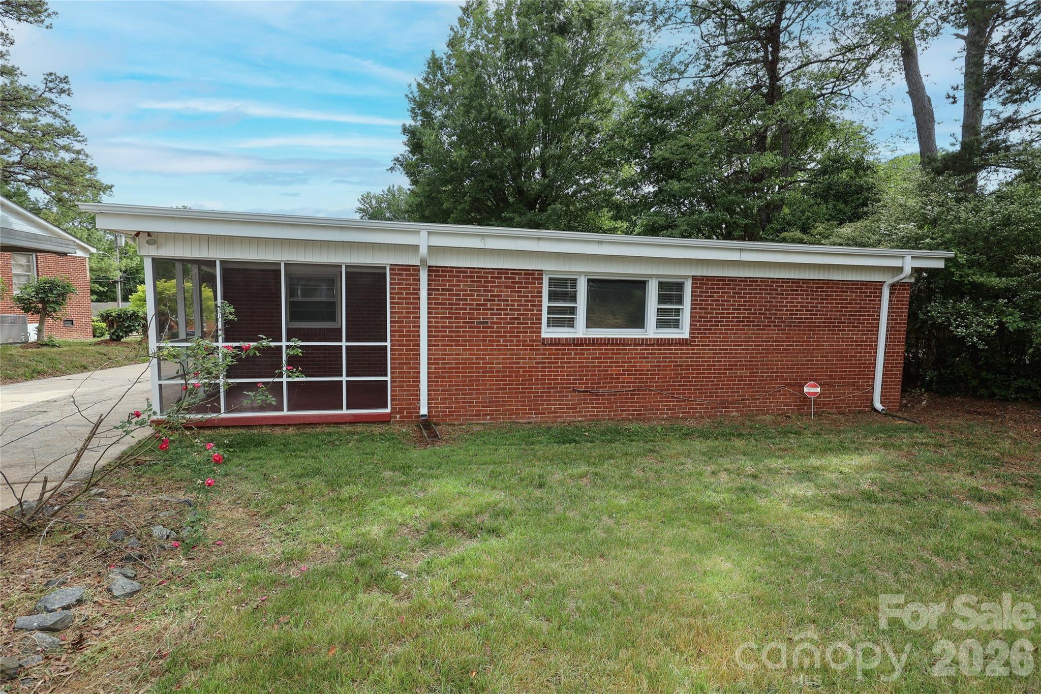 1720 Miles Court — Charlotte