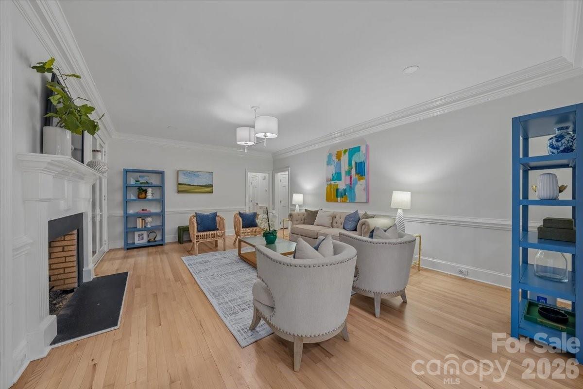 5631 Colony Road — Charlotte