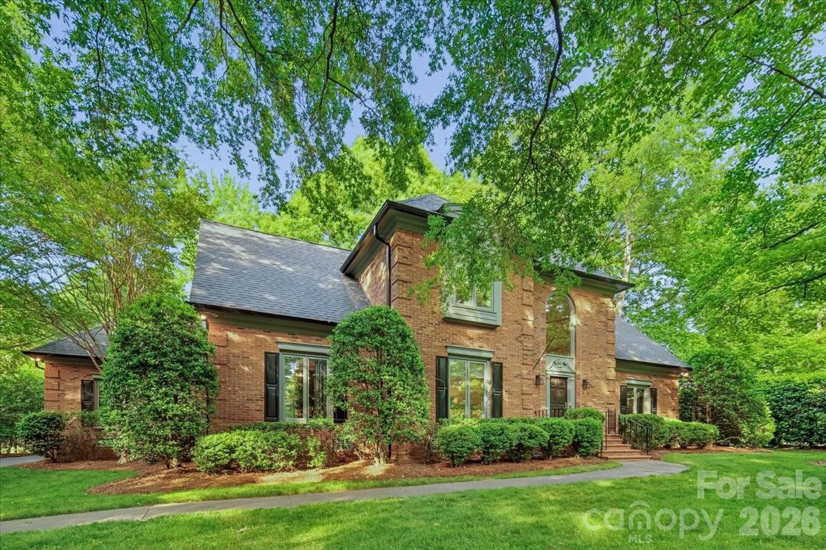 5631 Colony Road — Charlotte