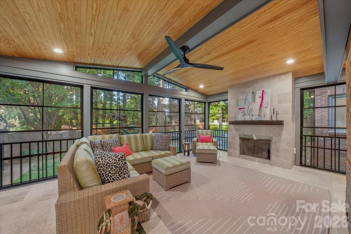 5631 Colony Road — Charlotte