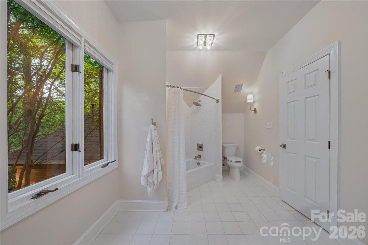 5631 Colony Road — Charlotte